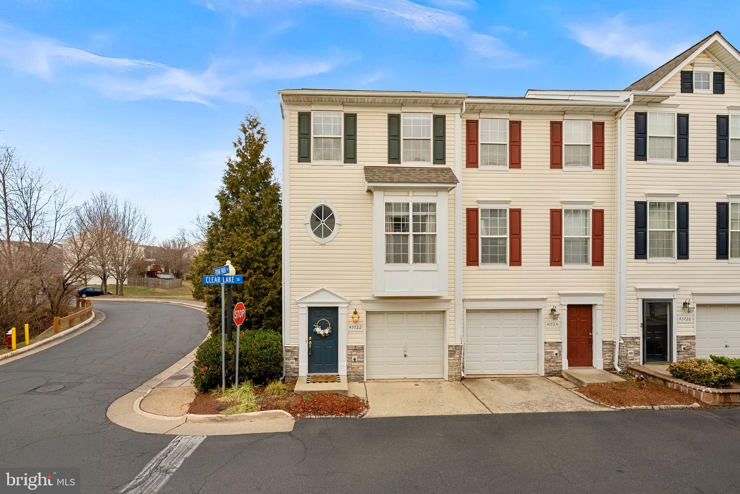 43722 CLEAR LAKE SQ, ASHBURN, Virginia 20147, 3 Bedrooms Bedrooms, ,3 BathroomsBathrooms,Residential,For sale,43722 CLEAR LAKE SQ,VALO2114752 MLS # VALO2114752 43722 CLEAR LAKE SQ, ASHBURN, Virginia 20147, 3 Bedrooms Bedrooms, ,3 BathroomsBathrooms,Residential,For sale,43722 CLEAR LAKE SQ,VALO2114752 MLS # VALO2114752