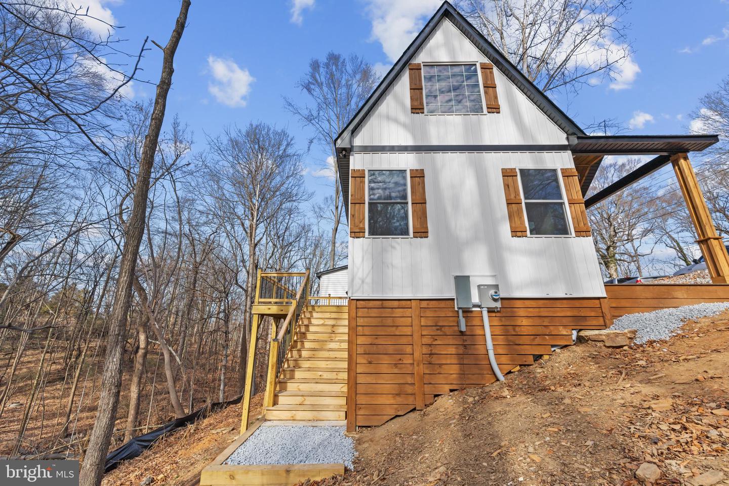 1029 LINDSAY STREET, LYNCHBURG, Virginia 24502, 3 Bedrooms Bedrooms, ,2 BathroomsBathrooms,Residential,For sale,1029 LINDSAY STREET,VALY2000046 MLS # VALY2000046