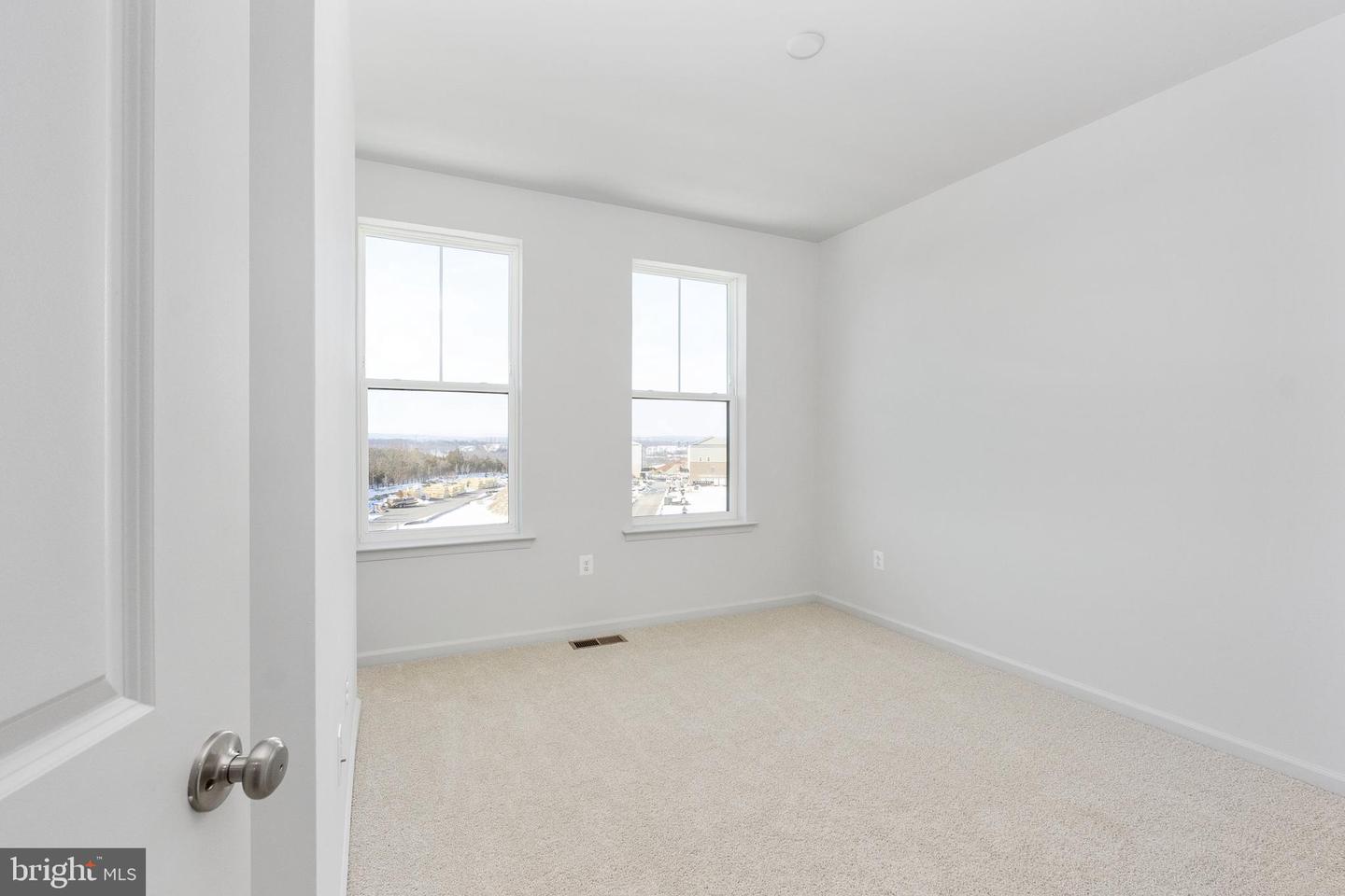 20885 MURRY FALLS TER, ASHBURN, Virginia 20147, 3 Bedrooms Bedrooms, ,2 BathroomsBathrooms,Residential,For sale,20885 MURRY FALLS TER,VALO2114798 MLS # VALO2114798