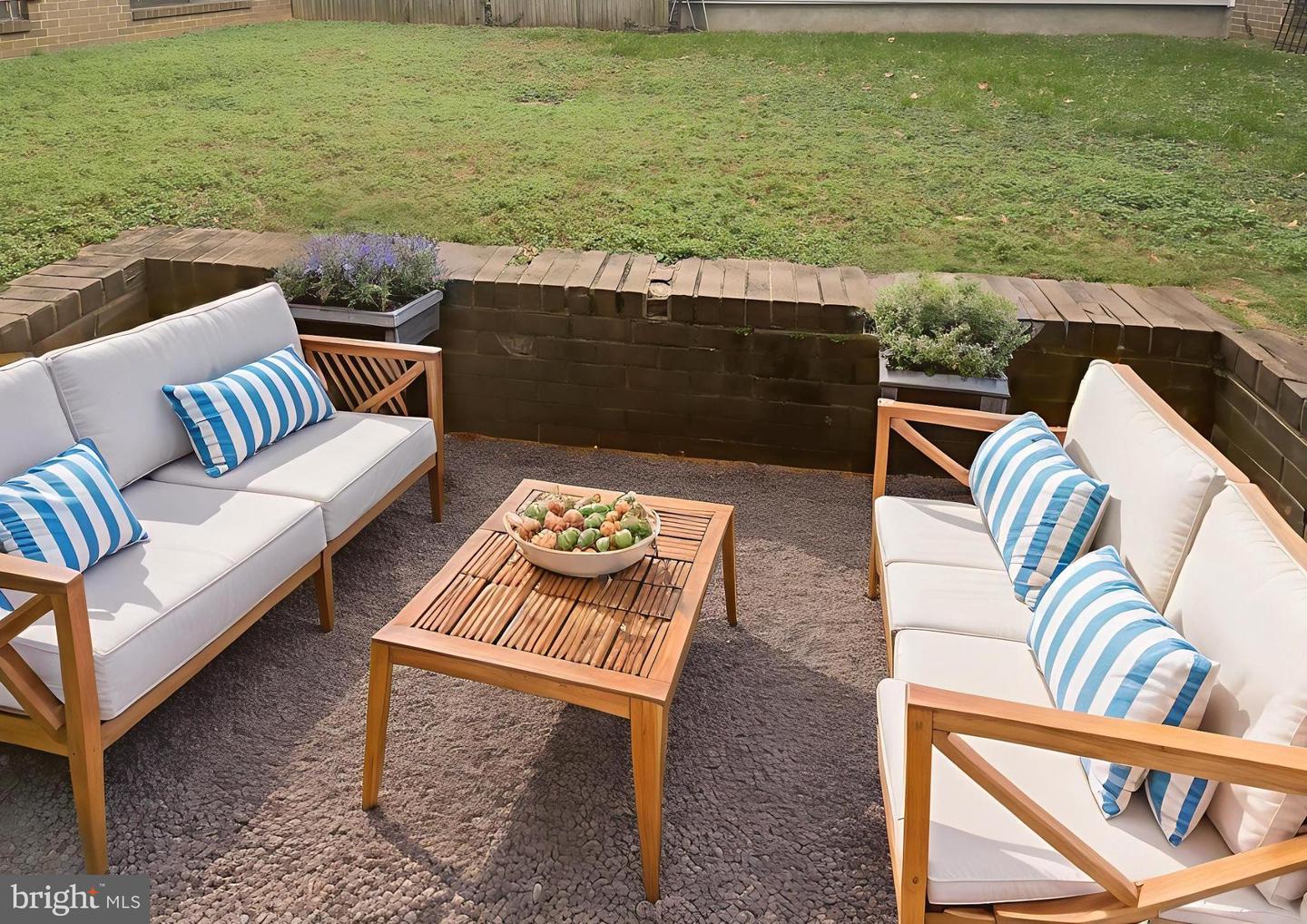 1920 NAYLOR RD SE #T1, WASHINGTON, District Of Columbia 20020, 1 Bedroom Bedrooms, 5 Rooms Rooms,1 BathroomBathrooms,Residential,For sale,1920 NAYLOR RD SE #T1,DCDC2243556 MLS # DCDC2243556