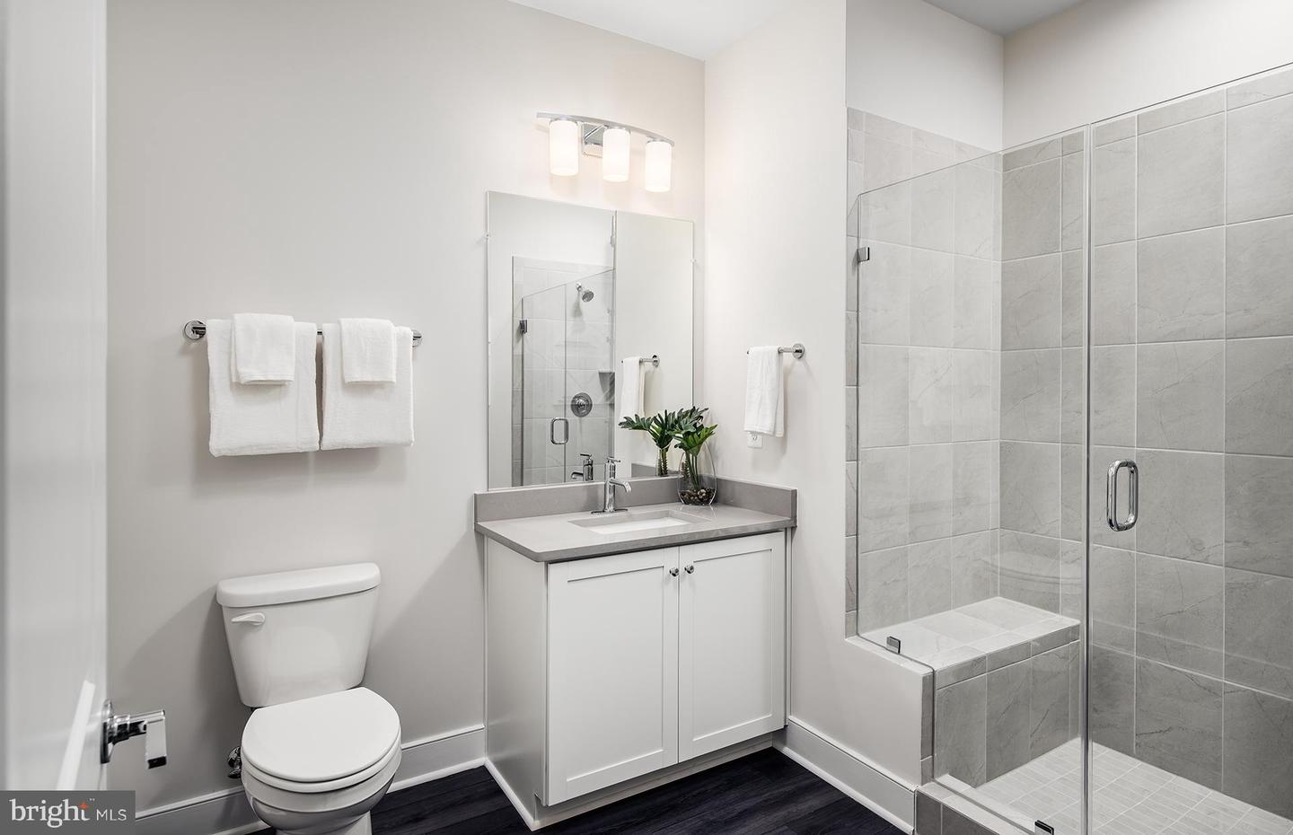 1961 ILLUMINATION DR #5, VIENNA, Virginia 22182, 2 Bedrooms Bedrooms, ,2 BathroomsBathrooms,Residential,For sale,1961 ILLUMINATION DR #5,VAFX2287850 MLS # VAFX2287850 1961 ILLUMINATION DR #5, VIENNA, Virginia 22182, 2 Bedrooms Bedrooms, ,2 BathroomsBathrooms,Residential,For sale,1961 ILLUMINATION DR #5,VAFX2287850 MLS # VAFX2287850