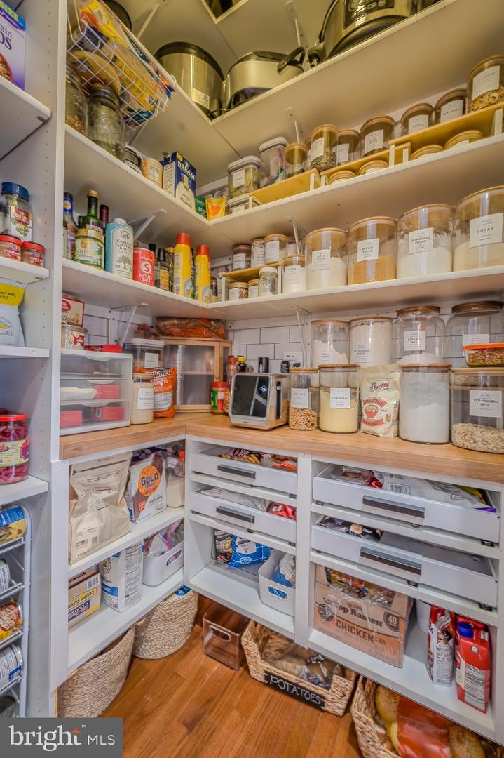 5932 SUNLIGHT MOUNTAIN RD, SPOTSYLVANIA, Virginia 22553, 5 Bedrooms Bedrooms, ,3 BathroomsBathrooms,Residential,For sale,5932 SUNLIGHT MOUNTAIN RD,VASP2038918 MLS # VASP2038918