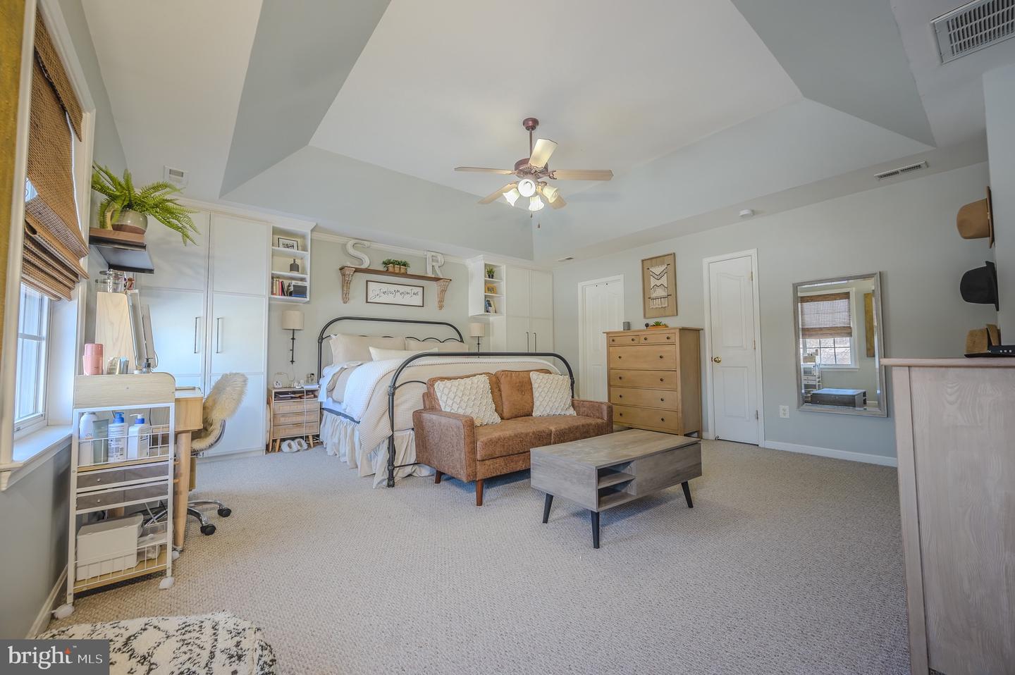 5932 SUNLIGHT MOUNTAIN RD, SPOTSYLVANIA, Virginia 22553, 5 Bedrooms Bedrooms, ,3 BathroomsBathrooms,Residential,For sale,5932 SUNLIGHT MOUNTAIN RD,VASP2038918 MLS # VASP2038918