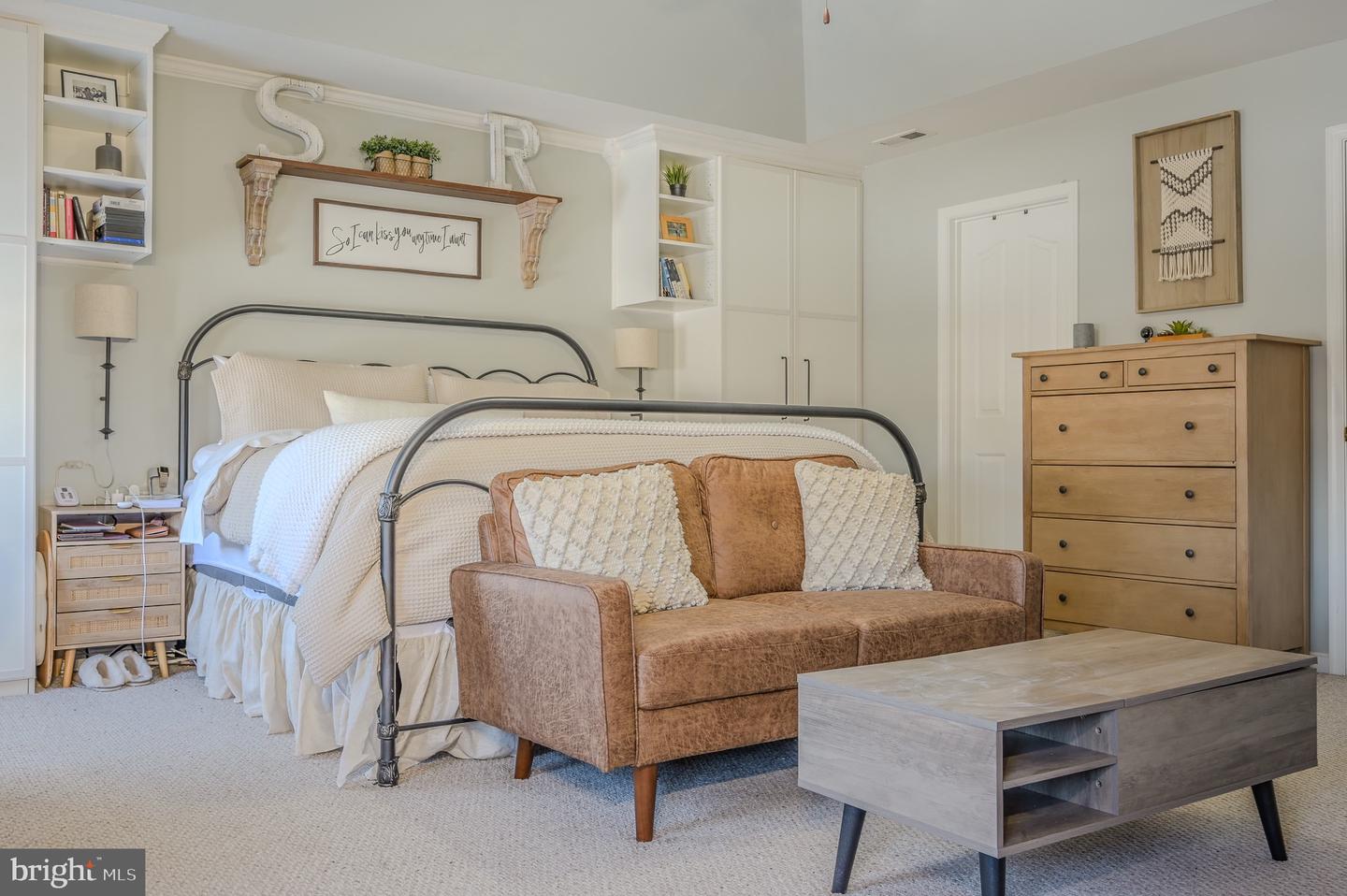 5932 SUNLIGHT MOUNTAIN RD, SPOTSYLVANIA, Virginia 22553, 5 Bedrooms Bedrooms, ,3 BathroomsBathrooms,Residential,For sale,5932 SUNLIGHT MOUNTAIN RD,VASP2038918 MLS # VASP2038918