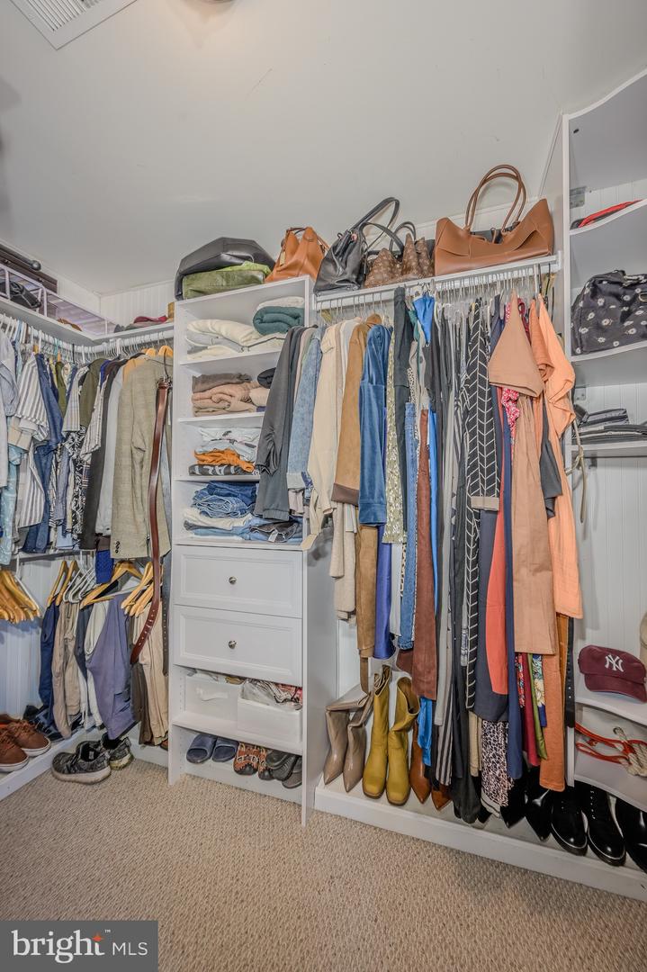 5932 SUNLIGHT MOUNTAIN RD, SPOTSYLVANIA, Virginia 22553, 5 Bedrooms Bedrooms, ,3 BathroomsBathrooms,Residential,For sale,5932 SUNLIGHT MOUNTAIN RD,VASP2038918 MLS # VASP2038918