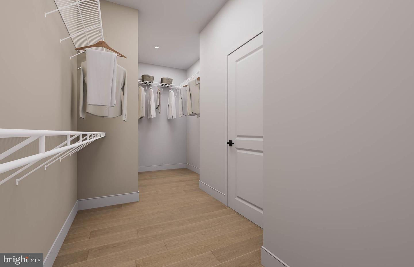 1961 ILLUMINATION DR #11, VIENNA, Virginia 22182, 2 Bedrooms Bedrooms, ,2 BathroomsBathrooms,Residential,For sale,1961 ILLUMINATION DR #11,VAFX2287886 MLS # VAFX2287886