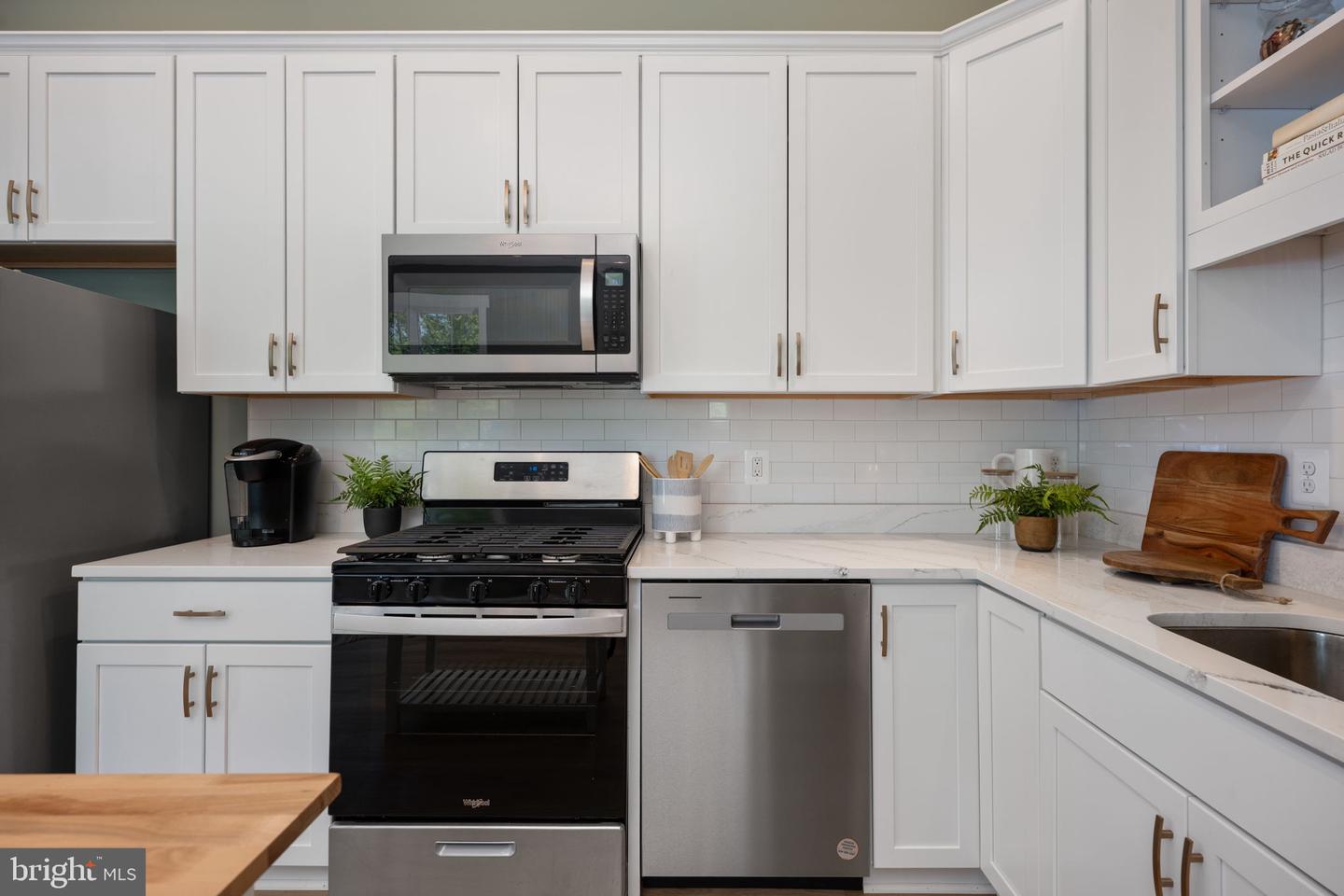 131 DOLITTLE FARM RD., STAFFORD, Virginia 22556, 6 Bedrooms Bedrooms, ,4 BathroomsBathrooms,Residential,For sale,131 DOLITTLE FARM RD.,VAST2045562 MLS # VAST2045562