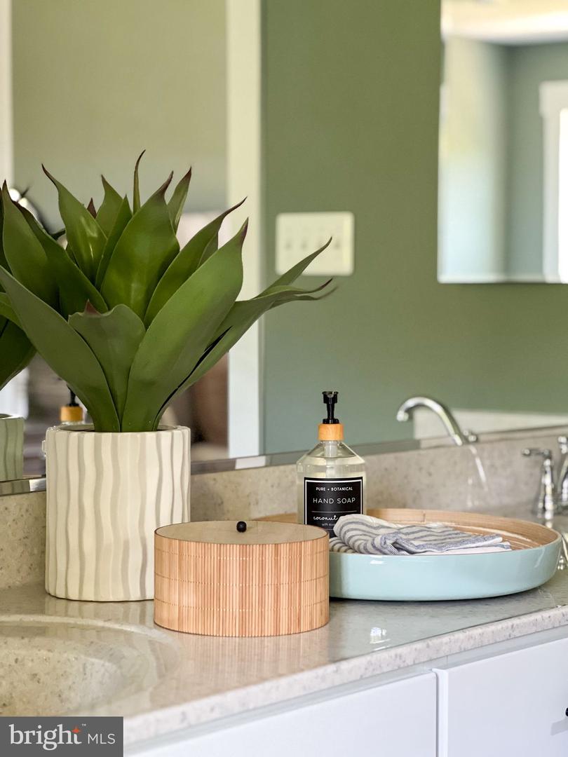 131 DOLITTLE FARM RD., STAFFORD, Virginia 22556, 6 Bedrooms Bedrooms, ,4 BathroomsBathrooms,Residential,For sale,131 DOLITTLE FARM RD.,VAST2045562 MLS # VAST2045562