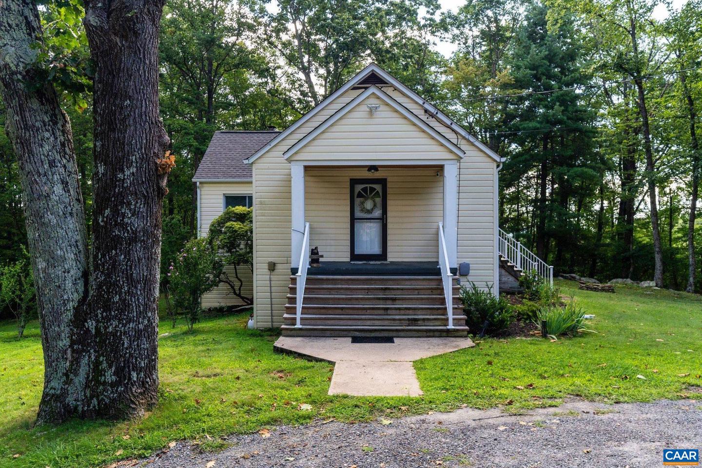 1376B WYATT MOUNTAIN RD, DYKE, Virginia 22935, 2 Bedrooms Bedrooms, ,2 BathroomsBathrooms,Residential,For sale,1376B WYATT MOUNTAIN RD,672864 MLS # 672864 1376B WYATT MOUNTAIN RD, DYKE, Virginia 22935, 2 Bedrooms Bedrooms, ,2 BathroomsBathrooms,Residential,For sale,1376B WYATT MOUNTAIN RD,672864 MLS # 672864