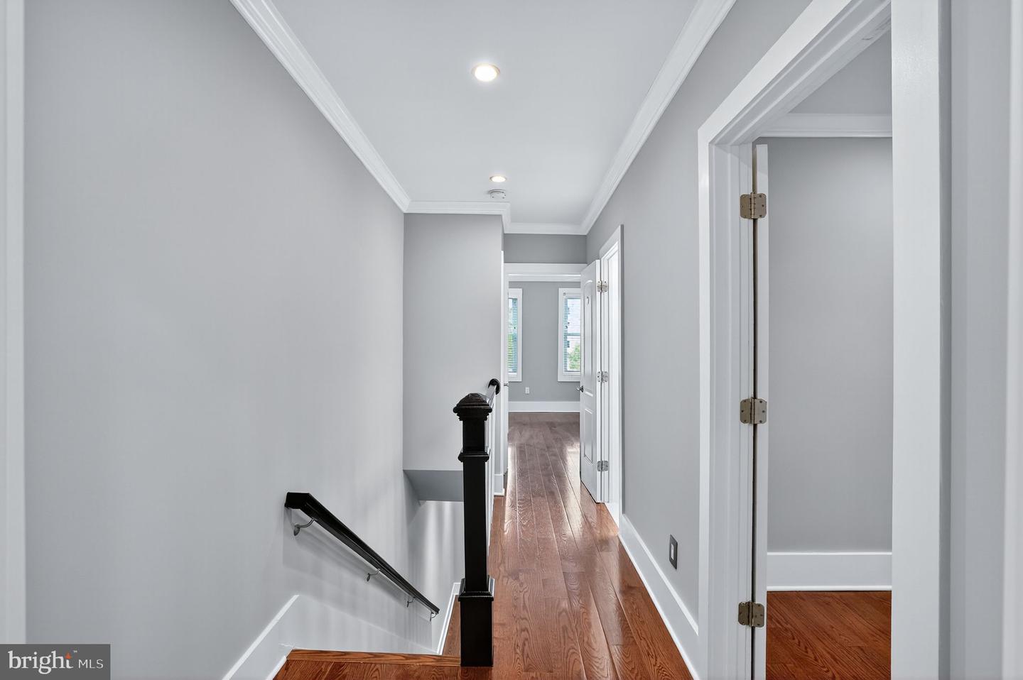 1959 H ST NE, WASHINGTON, District Of Columbia 20002, 3 Bedrooms Bedrooms, ,2 BathroomsBathrooms,Residential,For sale,1959 H ST NE,DCDC2243674 MLS # DCDC2243674