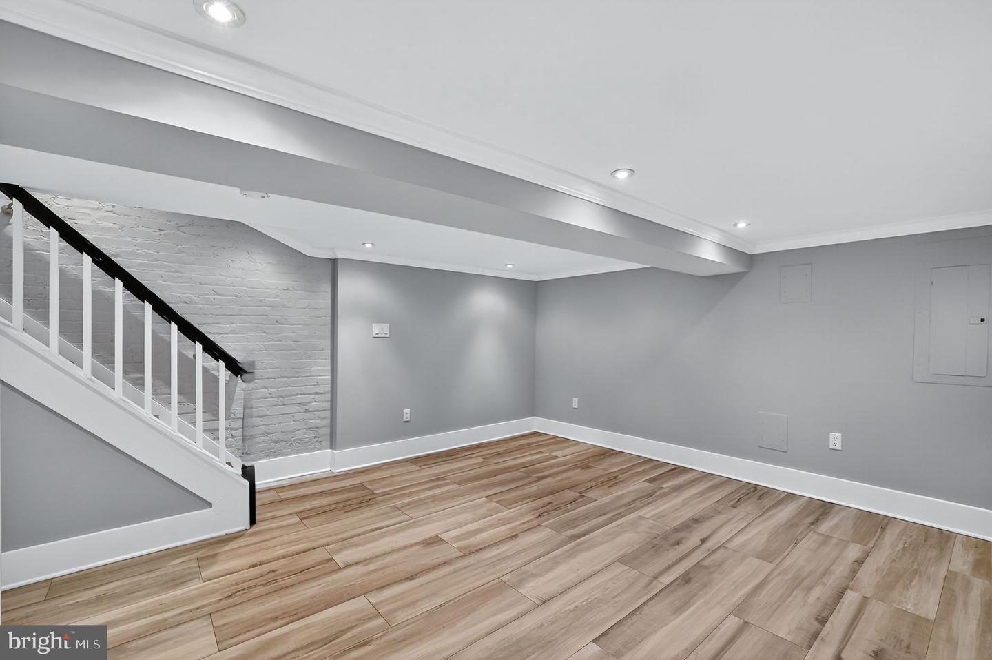 1959 H ST NE, WASHINGTON, District Of Columbia 20002, 3 Bedrooms Bedrooms, ,2 BathroomsBathrooms,Residential,For sale,1959 H ST NE,DCDC2243674 MLS # DCDC2243674