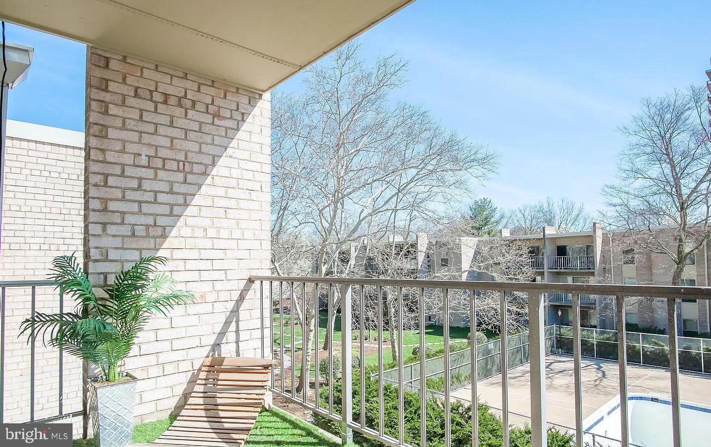 31 CANTERBURY SQ #301, ALEXANDRIA, Virginia 22304, 1 Bedroom Bedrooms, ,1 BathroomBathrooms,Residential,For sale,31 CANTERBURY SQ #301,VAAX2053614 MLS # VAAX2053614 31 CANTERBURY SQ #301, ALEXANDRIA, Virginia 22304, 1 Bedroom Bedrooms, ,1 BathroomBathrooms,Residential,For sale,31 CANTERBURY SQ #301,VAAX2053614 MLS # VAAX2053614