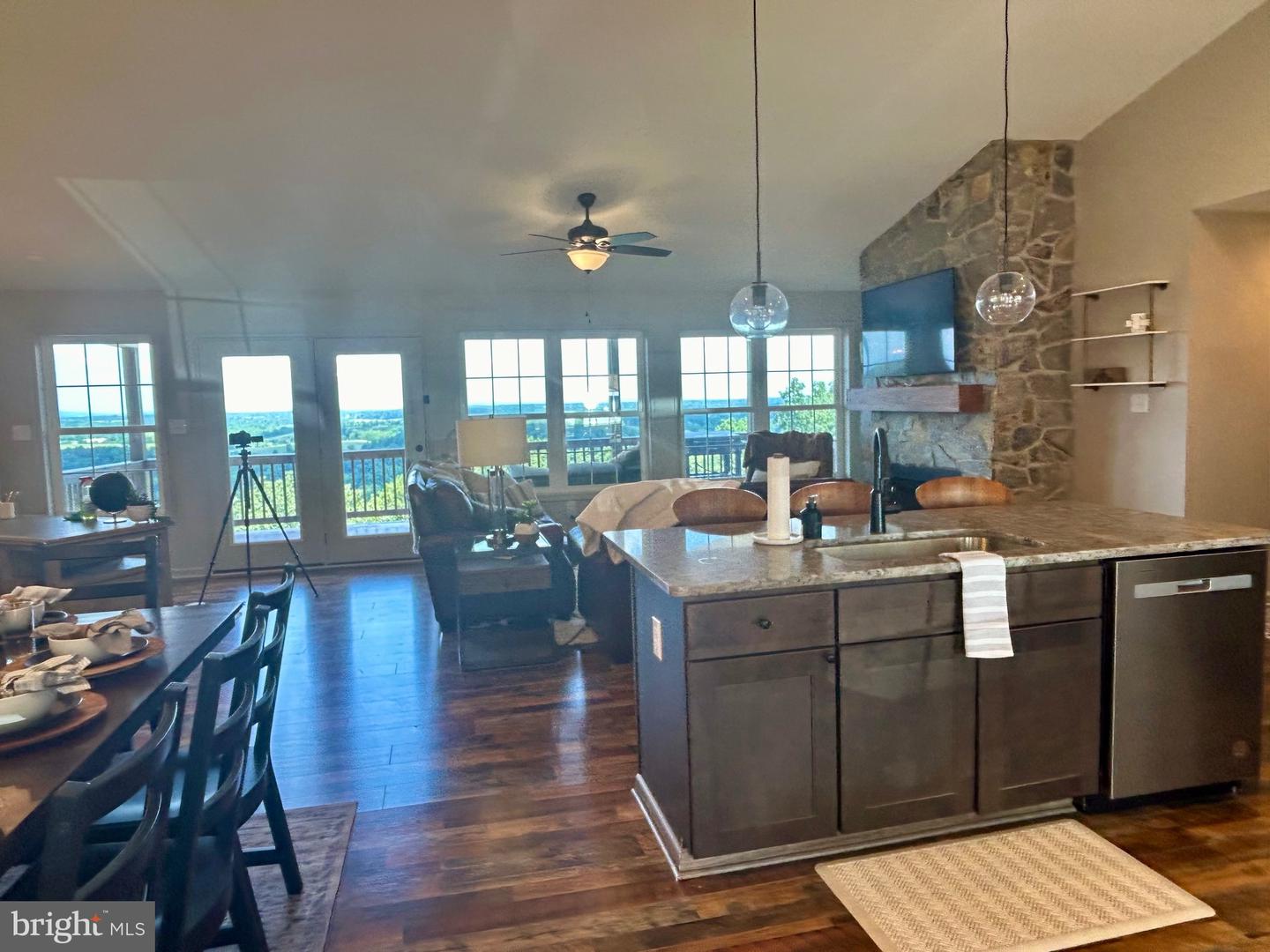 239 HOWELLSVILLE RD, FRONT ROYAL, Virginia 22630, 3 Bedrooms Bedrooms, ,2 BathroomsBathrooms,Residential,For sale,239 HOWELLSVILLE RD,VAWR2013264 MLS # VAWR2013264