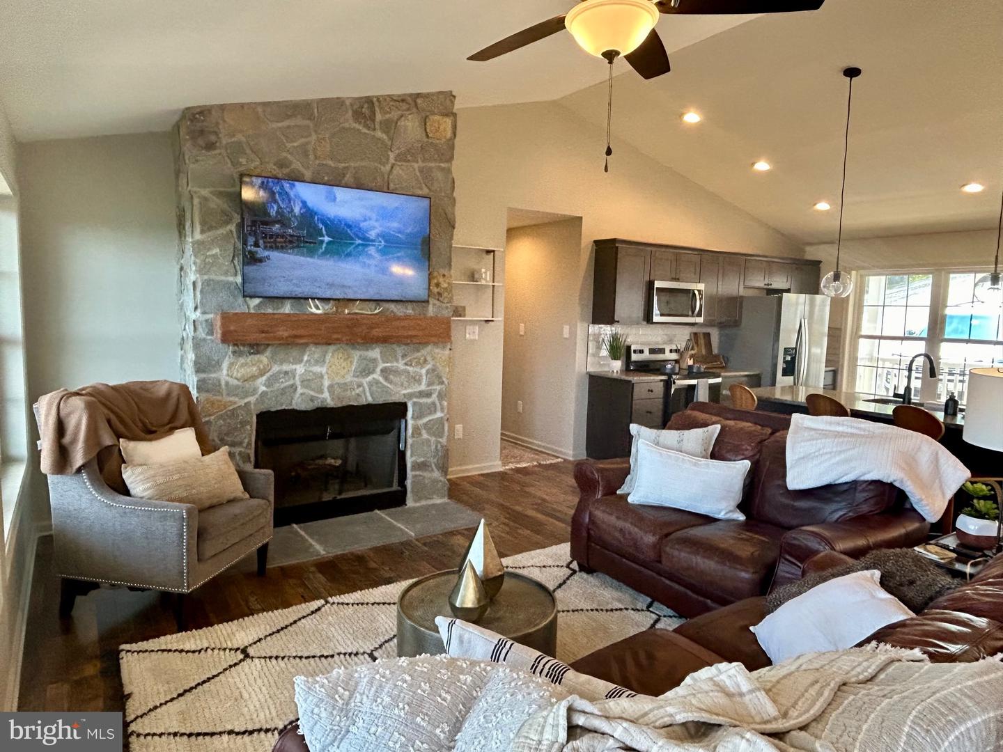 239 HOWELLSVILLE RD, FRONT ROYAL, Virginia 22630, 3 Bedrooms Bedrooms, ,2 BathroomsBathrooms,Residential,For sale,239 HOWELLSVILLE RD,VAWR2013264 MLS # VAWR2013264