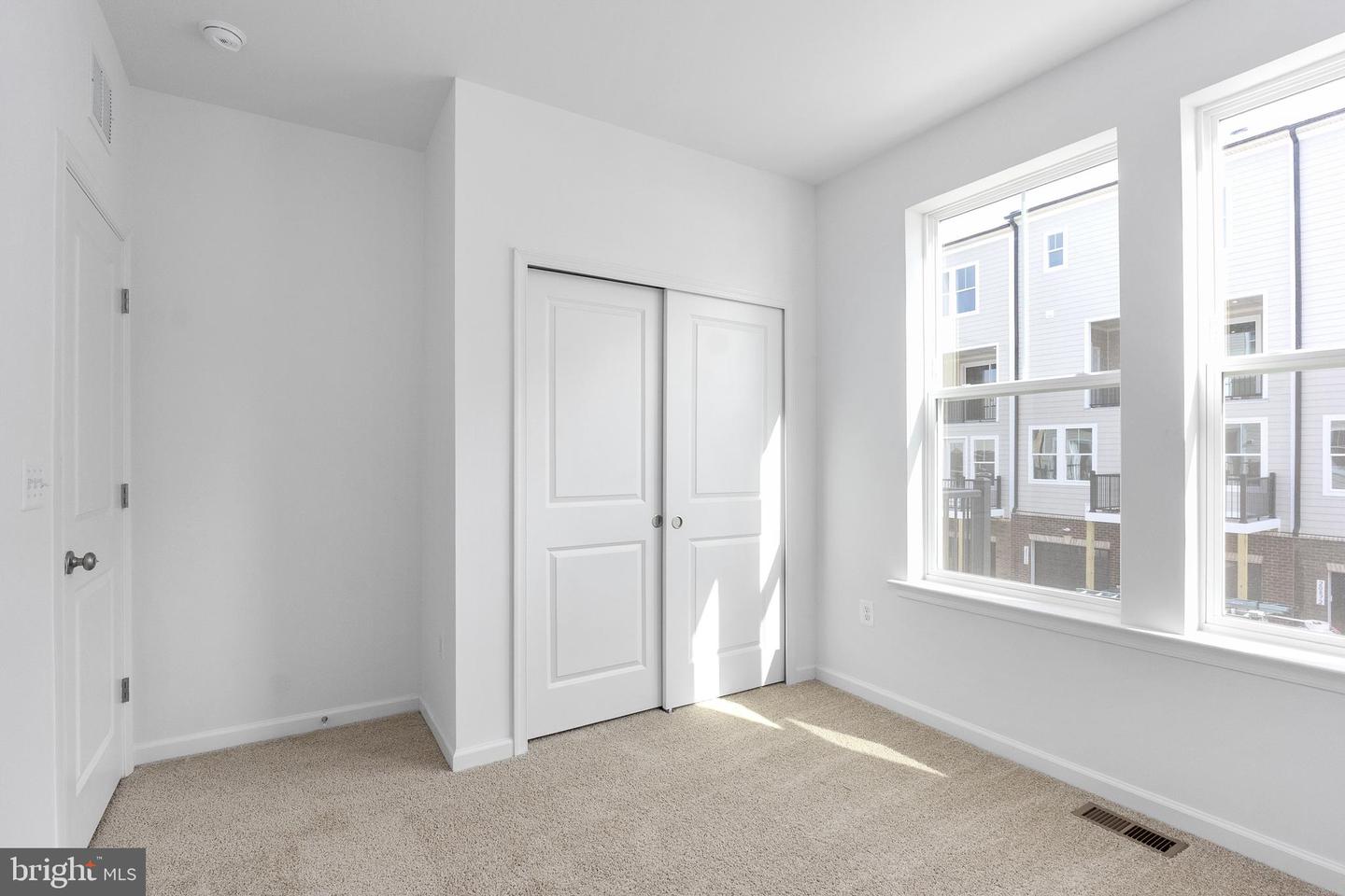 20871 MURRY FALLS TERRACE #197, ASHBURN, Virginia 20147, 2 Bedrooms Bedrooms, ,2 BathroomsBathrooms,Residential,For sale,20871 MURRY FALLS TERRACE #197,VALO2114854 MLS # VALO2114854