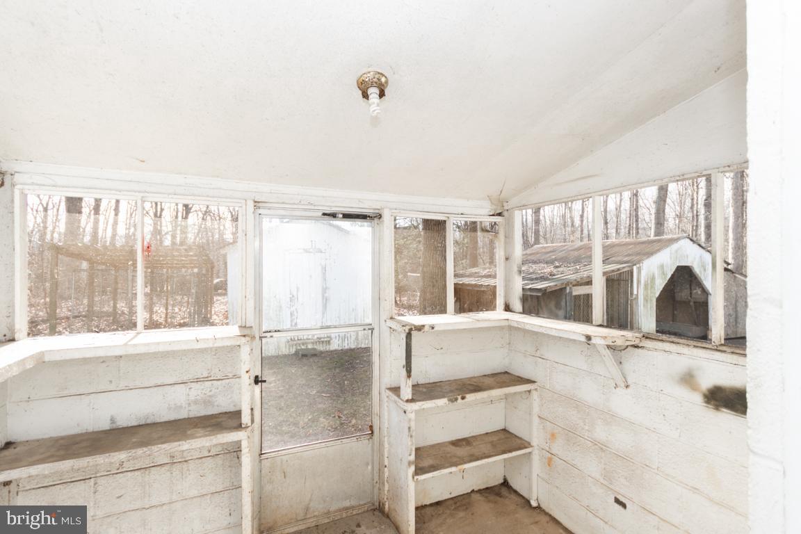 15302 SPOTSWOOD FURNACE RD, FREDERICKSBURG, Virginia 22407, 2 Bedrooms Bedrooms, ,2 BathroomsBathrooms,Residential,For sale,15302 SPOTSWOOD FURNACE RD,VASP2038924 MLS # VASP2038924