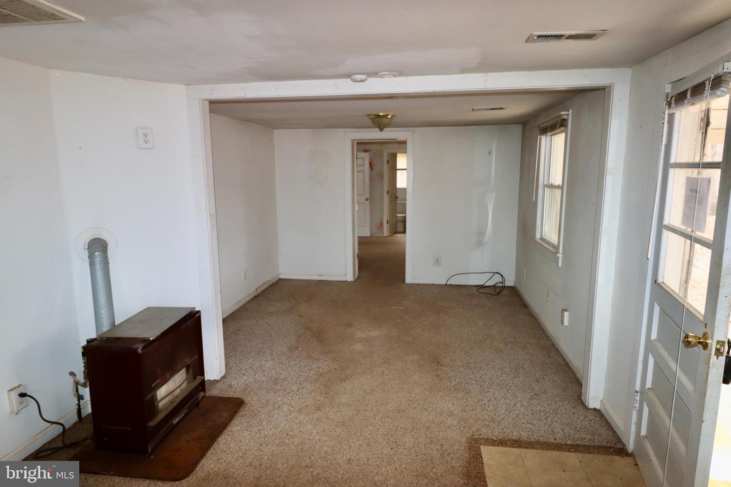 15302 SPOTSWOOD FURNACE RD, FREDERICKSBURG, Virginia 22407, 2 Bedrooms Bedrooms, ,2 BathroomsBathrooms,Residential,For sale,15302 SPOTSWOOD FURNACE RD,VASP2038924 MLS # VASP2038924