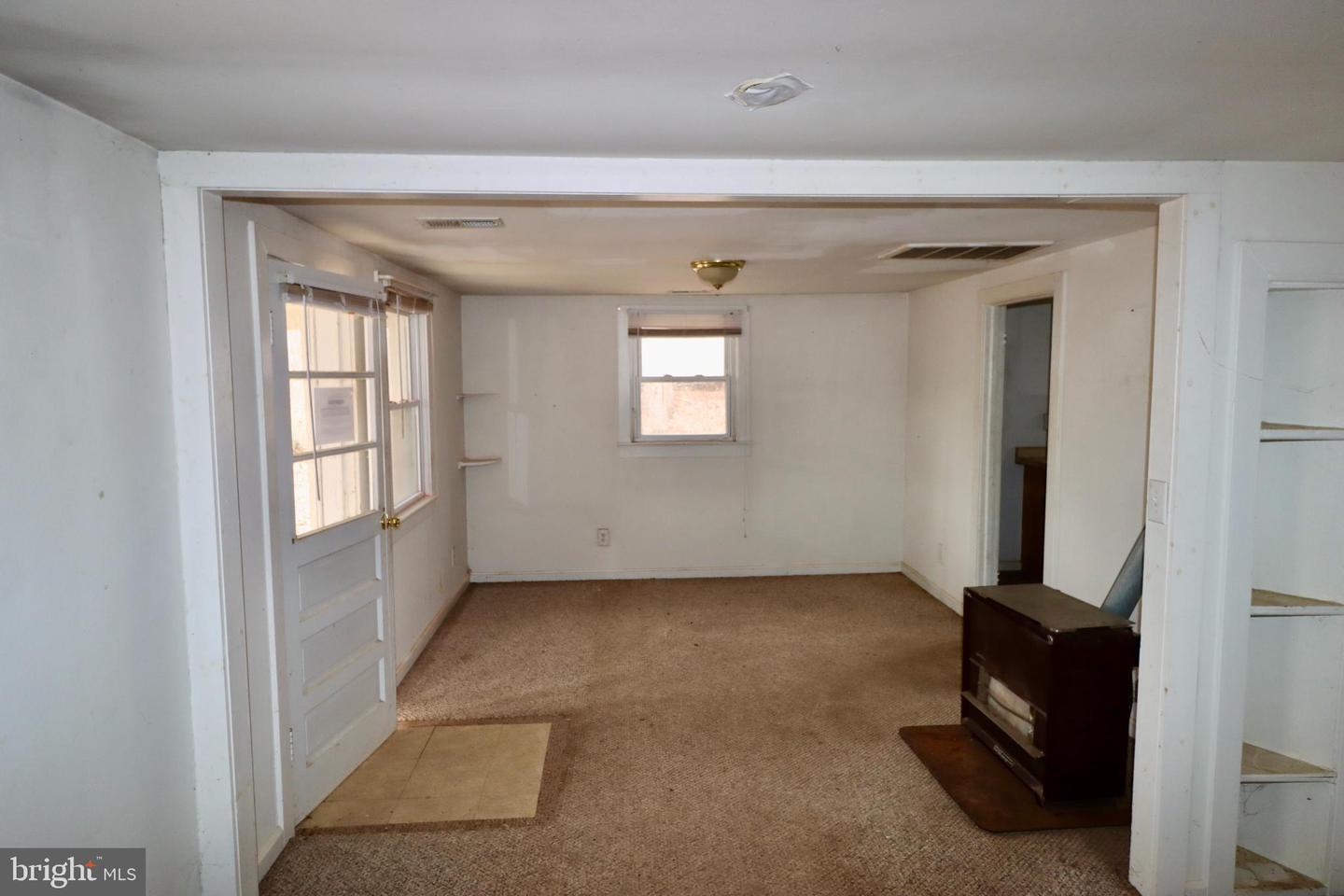 15302 SPOTSWOOD FURNACE RD, FREDERICKSBURG, Virginia 22407, 2 Bedrooms Bedrooms, ,2 BathroomsBathrooms,Residential,For sale,15302 SPOTSWOOD FURNACE RD,VASP2038924 MLS # VASP2038924