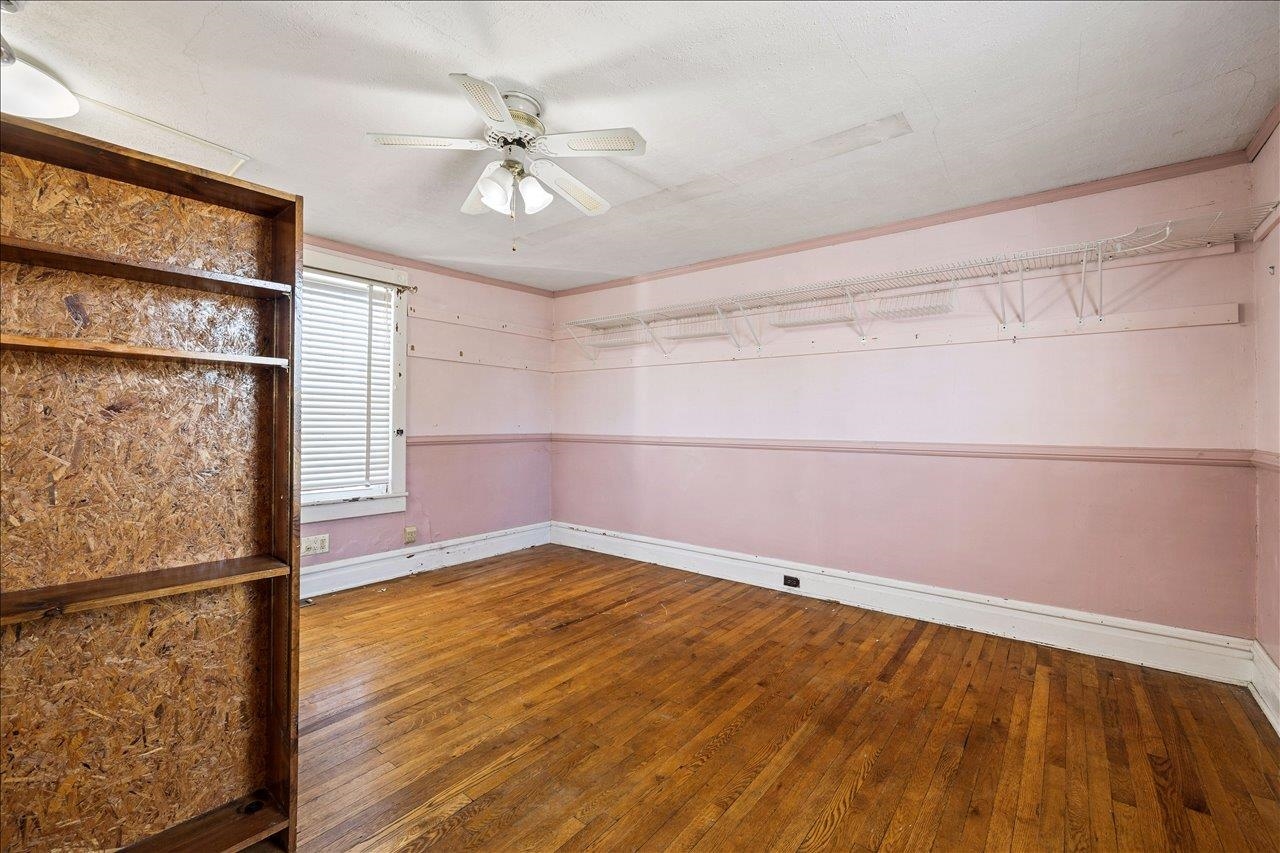 35 TINKLING SPRING RD, FISHERSVILLE, Virginia 22939, ,Residential,35 TINKLING SPRING RD,672880 MLS # 672880