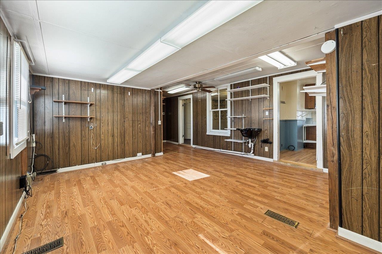 35 TINKLING SPRING RD, FISHERSVILLE, Virginia 22939, ,Residential,35 TINKLING SPRING RD,672880 MLS # 672880