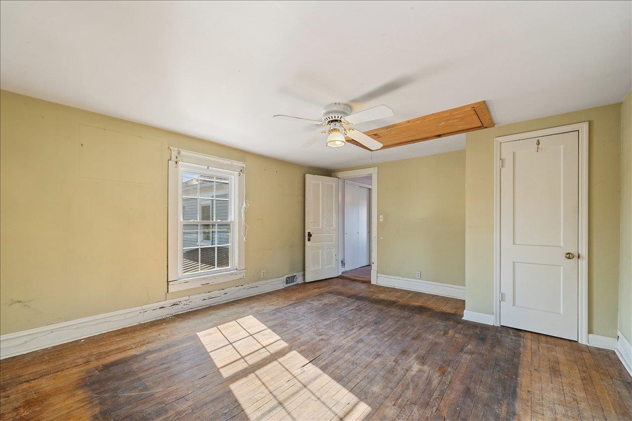 35 TINKLING SPRING RD, FISHERSVILLE, Virginia 22939, ,Residential,35 TINKLING SPRING RD,672880 MLS # 672880