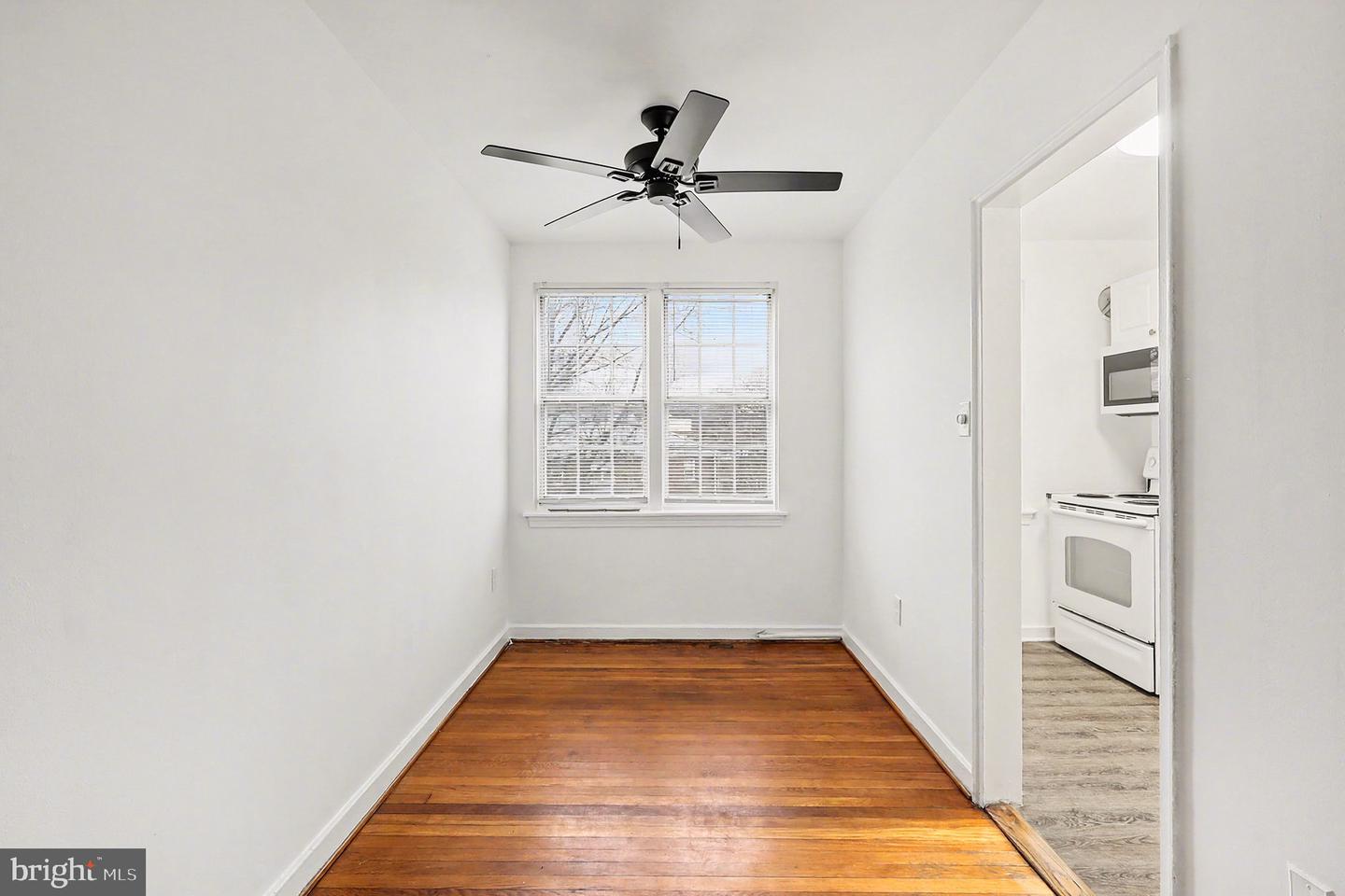 2 AUBURN CT #B, ALEXANDRIA, Virginia 22305, 2 Bedrooms Bedrooms, ,1 BathroomBathrooms,Residential,For sale,2 AUBURN CT #B,VAAX2053620 MLS # VAAX2053620 2 AUBURN CT #B, ALEXANDRIA, Virginia 22305, 2 Bedrooms Bedrooms, ,1 BathroomBathrooms,Residential,For sale,2 AUBURN CT #B,VAAX2053620 MLS # VAAX2053620