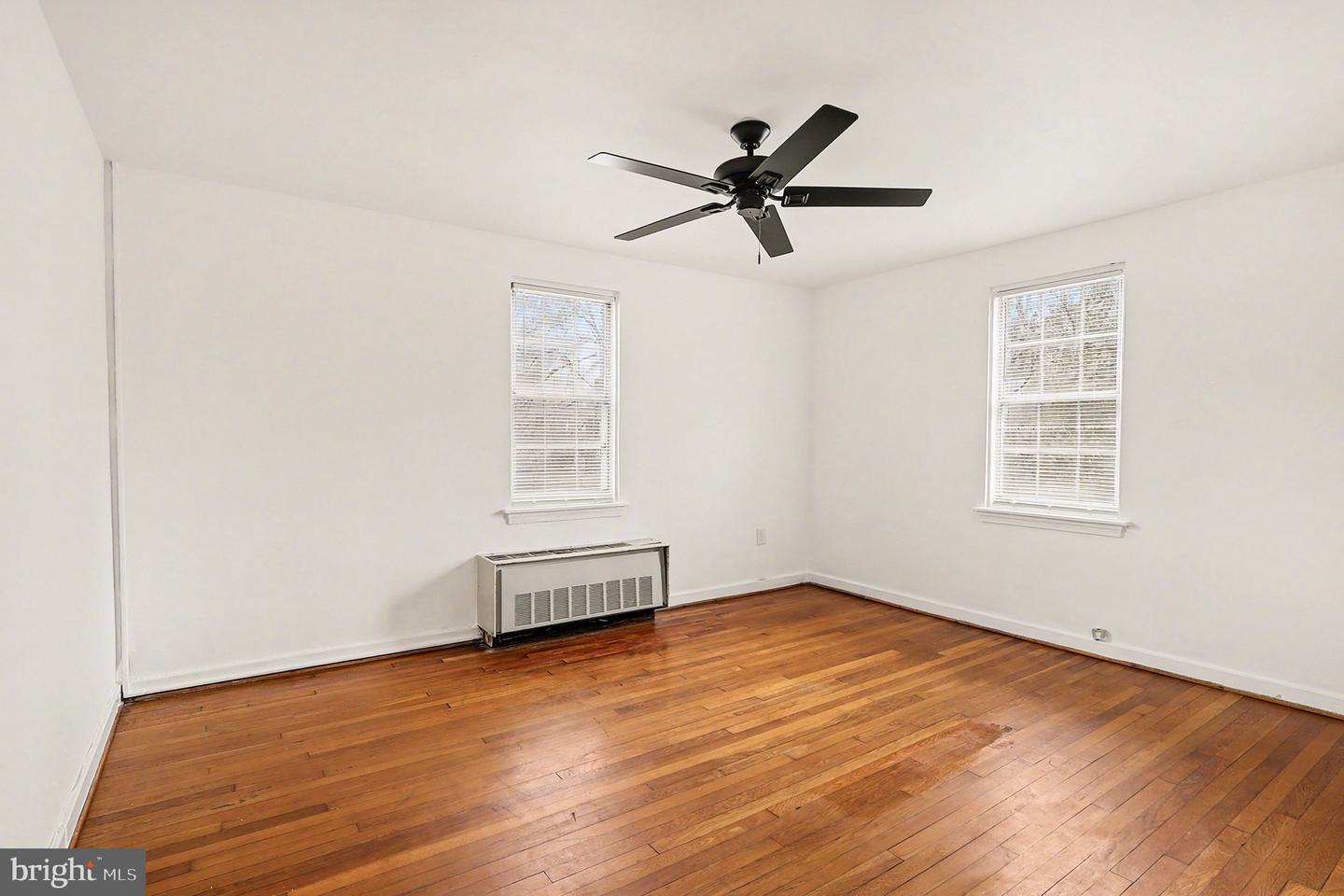 2 AUBURN CT #B, ALEXANDRIA, Virginia 22305, 2 Bedrooms Bedrooms, ,1 BathroomBathrooms,Residential,For sale,2 AUBURN CT #B,VAAX2053620 MLS # VAAX2053620 2 AUBURN CT #B, ALEXANDRIA, Virginia 22305, 2 Bedrooms Bedrooms, ,1 BathroomBathrooms,Residential,For sale,2 AUBURN CT #B,VAAX2053620 MLS # VAAX2053620