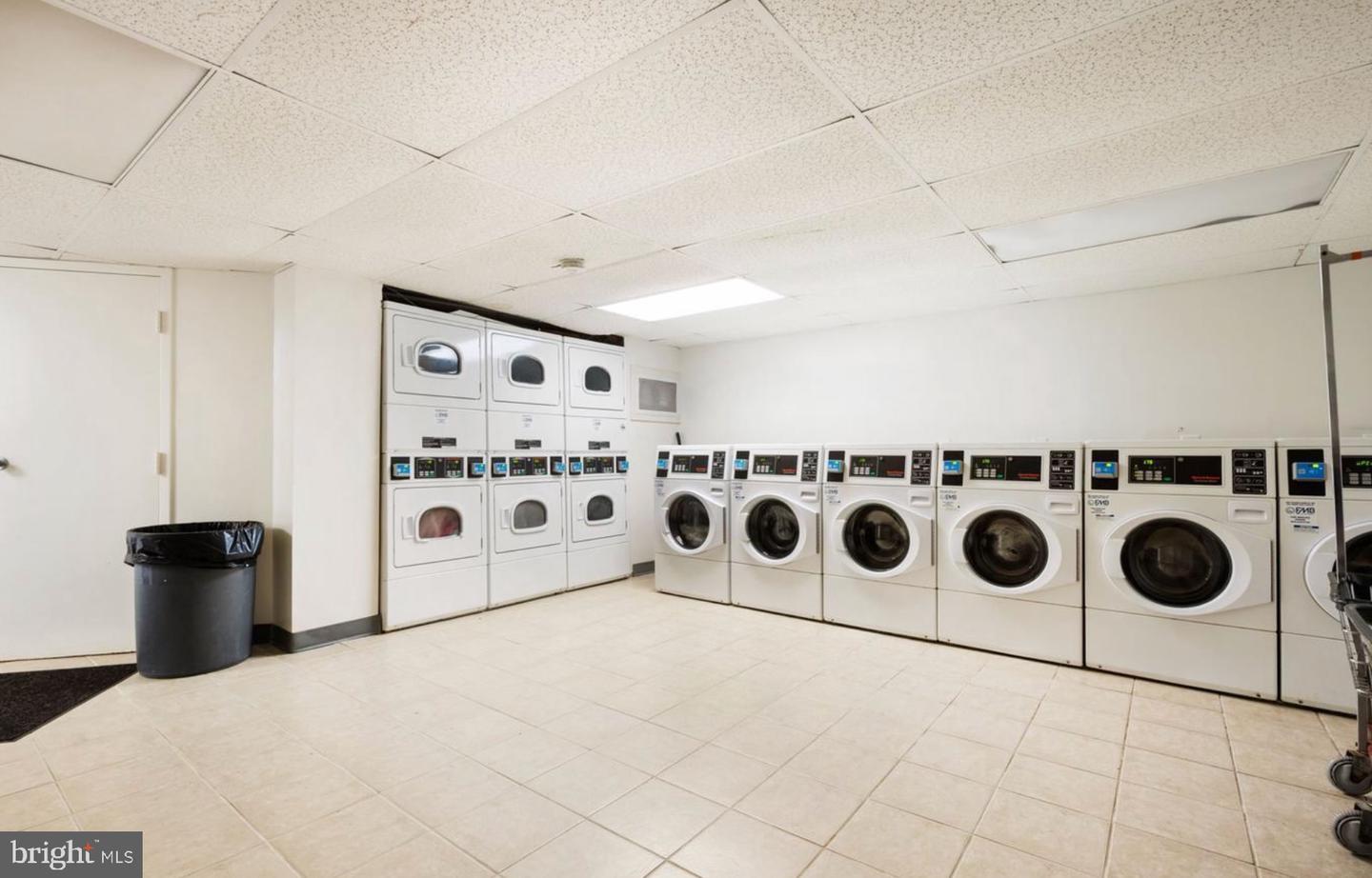 2 AUBURN CT #B, ALEXANDRIA, Virginia 22305, 2 Bedrooms Bedrooms, ,1 BathroomBathrooms,Residential,For sale,2 AUBURN CT #B,VAAX2053620 MLS # VAAX2053620 2 AUBURN CT #B, ALEXANDRIA, Virginia 22305, 2 Bedrooms Bedrooms, ,1 BathroomBathrooms,Residential,For sale,2 AUBURN CT #B,VAAX2053620 MLS # VAAX2053620