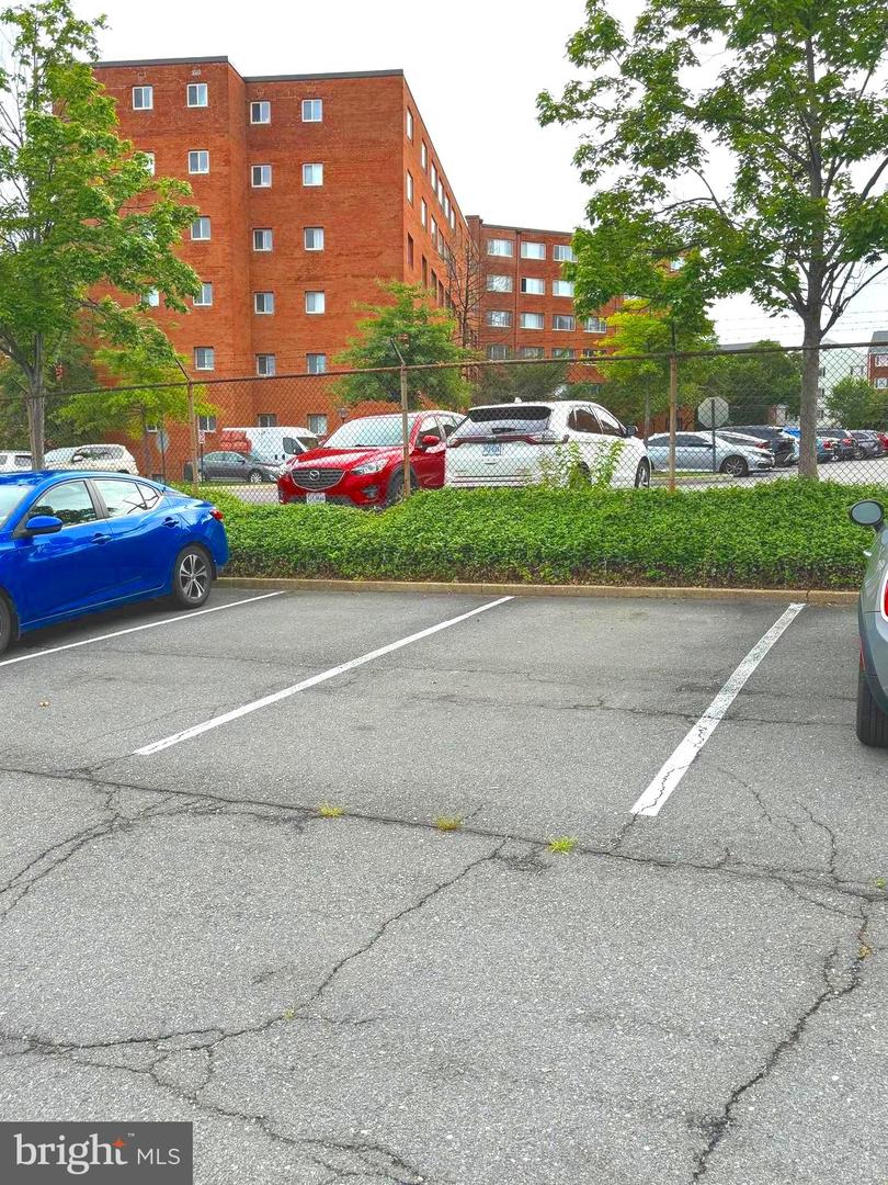 1830 COLUMBIA PIKE #207, ARLINGTON, Virginia 22204, 1 Bedroom Bedrooms, ,1 BathroomBathrooms,Residential,For sale,1830 COLUMBIA PIKE #207,VAAR2053422 MLS # VAAR2053422 1830 COLUMBIA PIKE #207, ARLINGTON, Virginia 22204, 1 Bedroom Bedrooms, ,1 BathroomBathrooms,Residential,For sale,1830 COLUMBIA PIKE #207,VAAR2053422 MLS # VAAR2053422