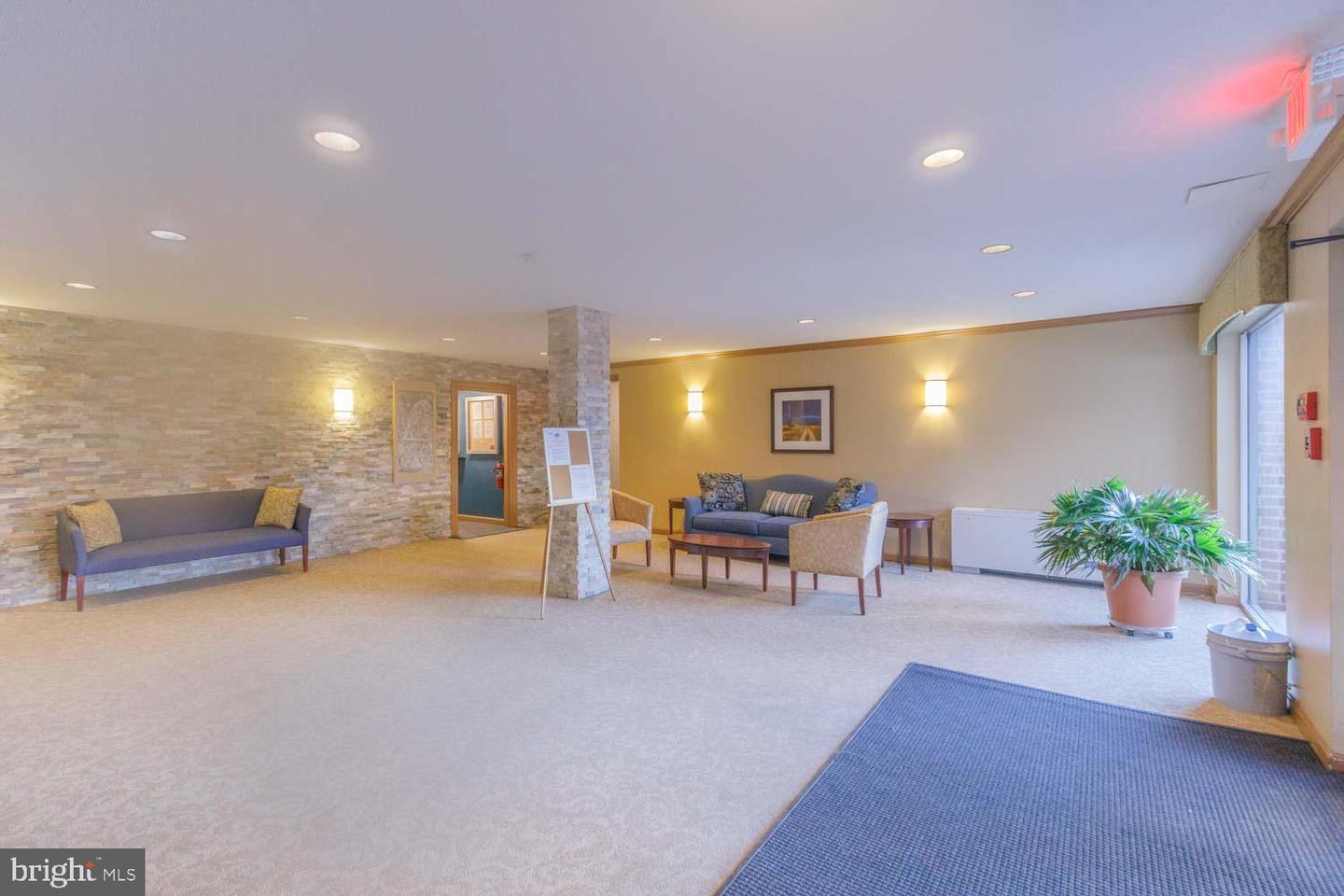 1830 COLUMBIA PIKE #207, ARLINGTON, Virginia 22204, 1 Bedroom Bedrooms, ,1 BathroomBathrooms,Residential,For sale,1830 COLUMBIA PIKE #207,VAAR2053422 MLS # VAAR2053422 1830 COLUMBIA PIKE #207, ARLINGTON, Virginia 22204, 1 Bedroom Bedrooms, ,1 BathroomBathrooms,Residential,For sale,1830 COLUMBIA PIKE #207,VAAR2053422 MLS # VAAR2053422