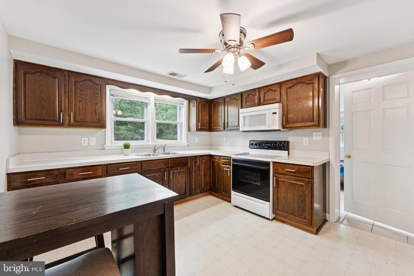 148 CEDAR HILL LN, CLEAR BROOK, Virginia 22624, 2 Bedrooms Bedrooms, ,1 BathroomBathrooms,Residential,For sale,148 CEDAR HILL LN,VAFV2036418 MLS # VAFV2036418 148 CEDAR HILL LN, CLEAR BROOK, Virginia 22624, 2 Bedrooms Bedrooms, ,1 BathroomBathrooms,Residential,For sale,148 CEDAR HILL LN,VAFV2036418 MLS # VAFV2036418