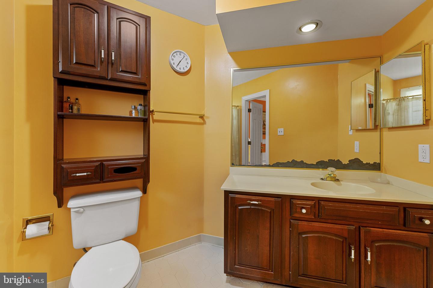 15900 MONCURE DR, DUMFRIES, Virginia 22025, 3 Bedrooms Bedrooms, 8 Rooms Rooms,3 BathroomsBathrooms,Residential,For sale,15900 MONCURE DR,VAPW2104652 MLS # VAPW2104652