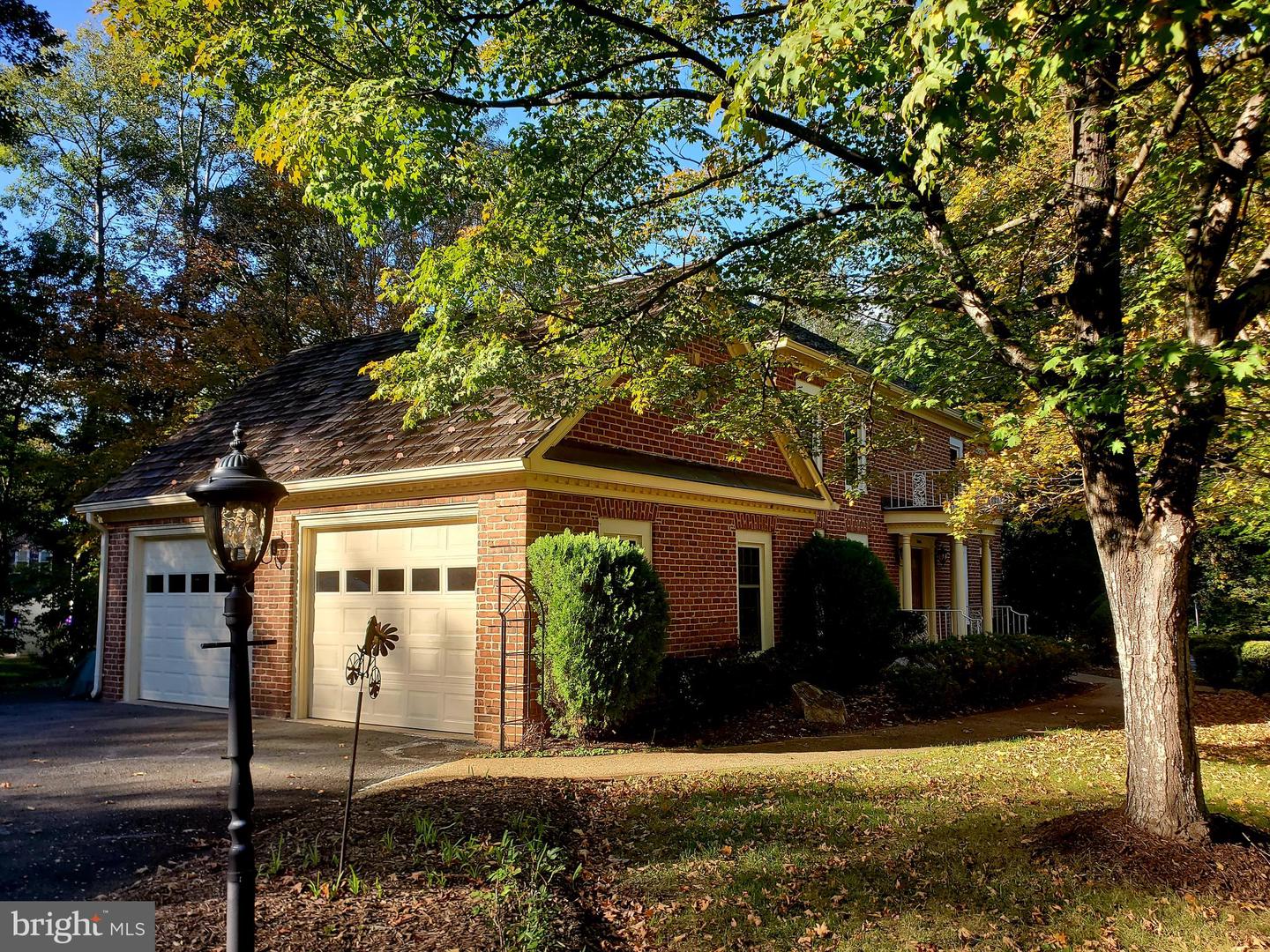 15900 MONCURE DR, DUMFRIES, Virginia 22025, 3 Bedrooms Bedrooms, 8 Rooms Rooms,3 BathroomsBathrooms,Residential,For sale,15900 MONCURE DR,VAPW2104652 MLS # VAPW2104652