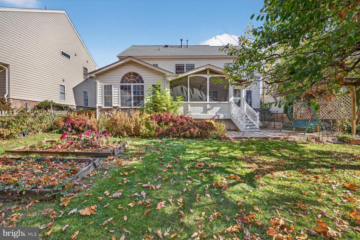 43656 RIVERPOINT DR, LEESBURG, Virginia 20176, 5 Bedrooms Bedrooms, 9 Rooms Rooms,3 BathroomsBathrooms,Residential,For sale,43656 RIVERPOINT DR,VALO2110894 MLS # VALO2110894