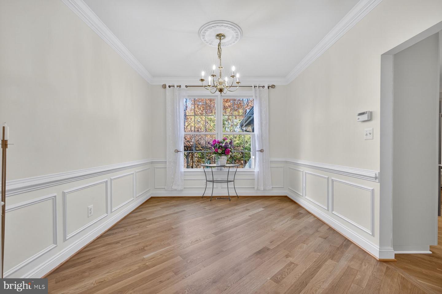 43656 RIVERPOINT DR, LEESBURG, Virginia 20176, 5 Bedrooms Bedrooms, 9 Rooms Rooms,3 BathroomsBathrooms,Residential,For sale,43656 RIVERPOINT DR,VALO2110894 MLS # VALO2110894