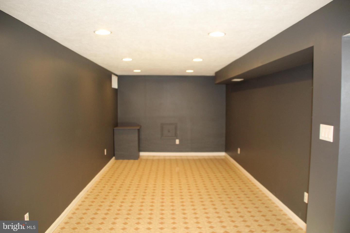 12507 THUNDER CHASE DR, RESTON, Virginia 20191, 4 Bedrooms Bedrooms, ,2 BathroomsBathrooms,Residential,For sale,12507 THUNDER CHASE DR,VAFX2285264 MLS # VAFX2285264