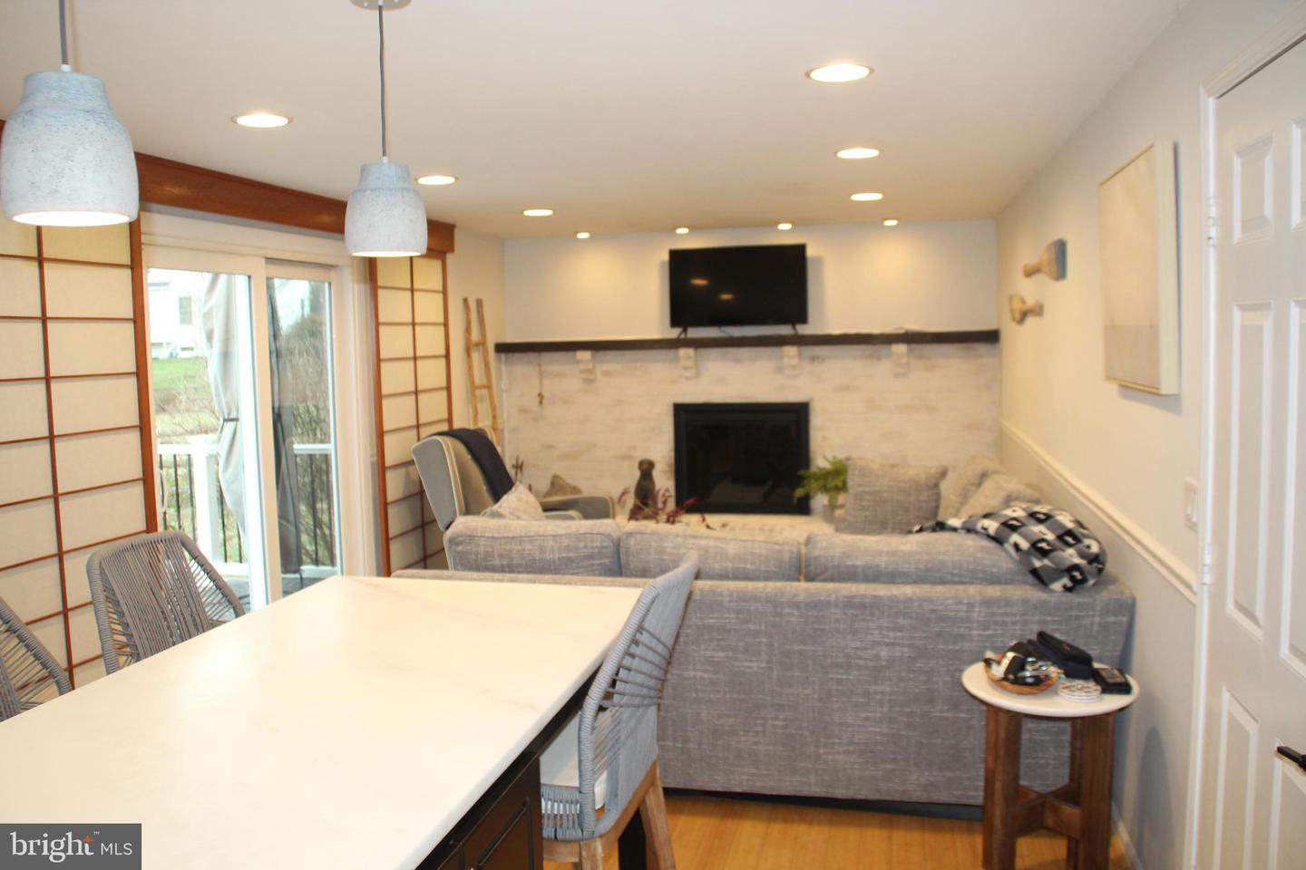 12507 THUNDER CHASE DR, RESTON, Virginia 20191, 4 Bedrooms Bedrooms, ,2 BathroomsBathrooms,Residential,For sale,12507 THUNDER CHASE DR,VAFX2285264 MLS # VAFX2285264