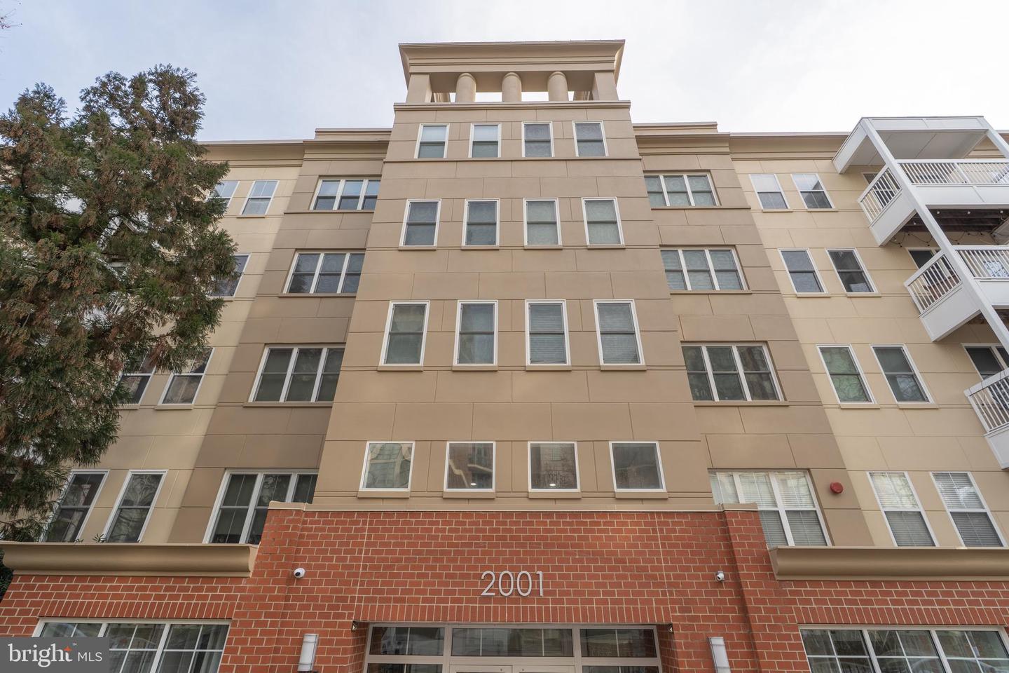 2001 12TH ST NW #213, WASHINGTON, District Of Columbia 20009, 2 Bedrooms Bedrooms, ,2 BathroomsBathrooms,Residential,For sale,2001 12TH ST NW #213,DCDC2241074 MLS # DCDC2241074