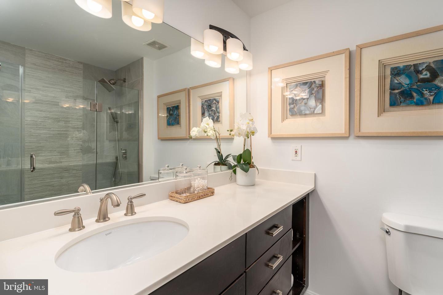 2001 12TH ST NW #213, WASHINGTON, District Of Columbia 20009, 2 Bedrooms Bedrooms, ,2 BathroomsBathrooms,Residential,For sale,2001 12TH ST NW #213,DCDC2241074 MLS # DCDC2241074