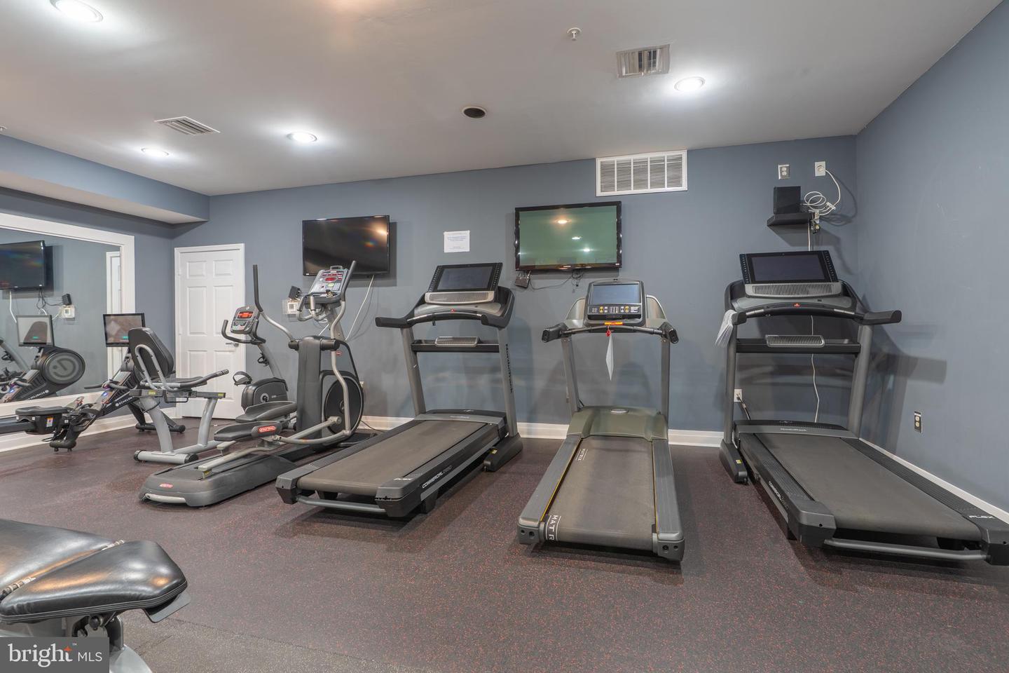 2001 12TH ST NW #213, WASHINGTON, District Of Columbia 20009, 2 Bedrooms Bedrooms, ,2 BathroomsBathrooms,Residential,For sale,2001 12TH ST NW #213,DCDC2241074 MLS # DCDC2241074