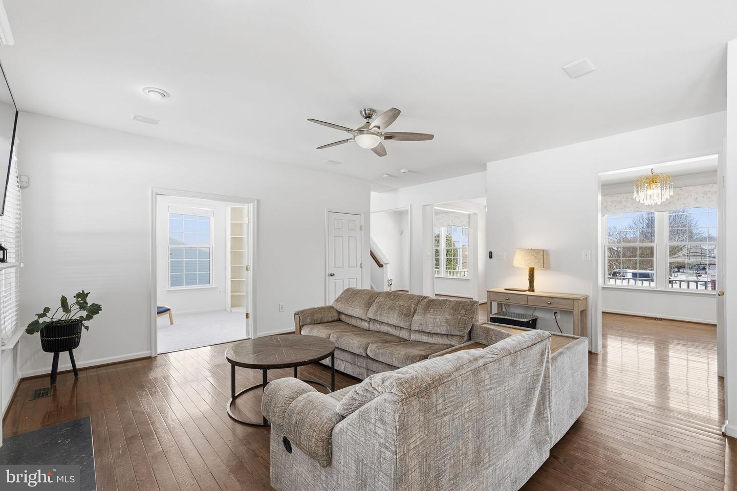 8431 AMBROSE CT, SPRINGFIELD, Virginia 22153, 4 Bedrooms Bedrooms, ,3 BathroomsBathrooms,Residential,For sale,8431 AMBROSE CT,VAFX2286148 MLS # VAFX2286148 8431 AMBROSE CT, SPRINGFIELD, Virginia 22153, 4 Bedrooms Bedrooms, ,3 BathroomsBathrooms,Residential,For sale,8431 AMBROSE CT,VAFX2286148 MLS # VAFX2286148