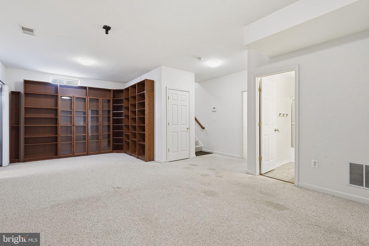 8431 AMBROSE CT, SPRINGFIELD, Virginia 22153, 4 Bedrooms Bedrooms, ,3 BathroomsBathrooms,Residential,For sale,8431 AMBROSE CT,VAFX2286148 MLS # VAFX2286148 8431 AMBROSE CT, SPRINGFIELD, Virginia 22153, 4 Bedrooms Bedrooms, ,3 BathroomsBathrooms,Residential,For sale,8431 AMBROSE CT,VAFX2286148 MLS # VAFX2286148