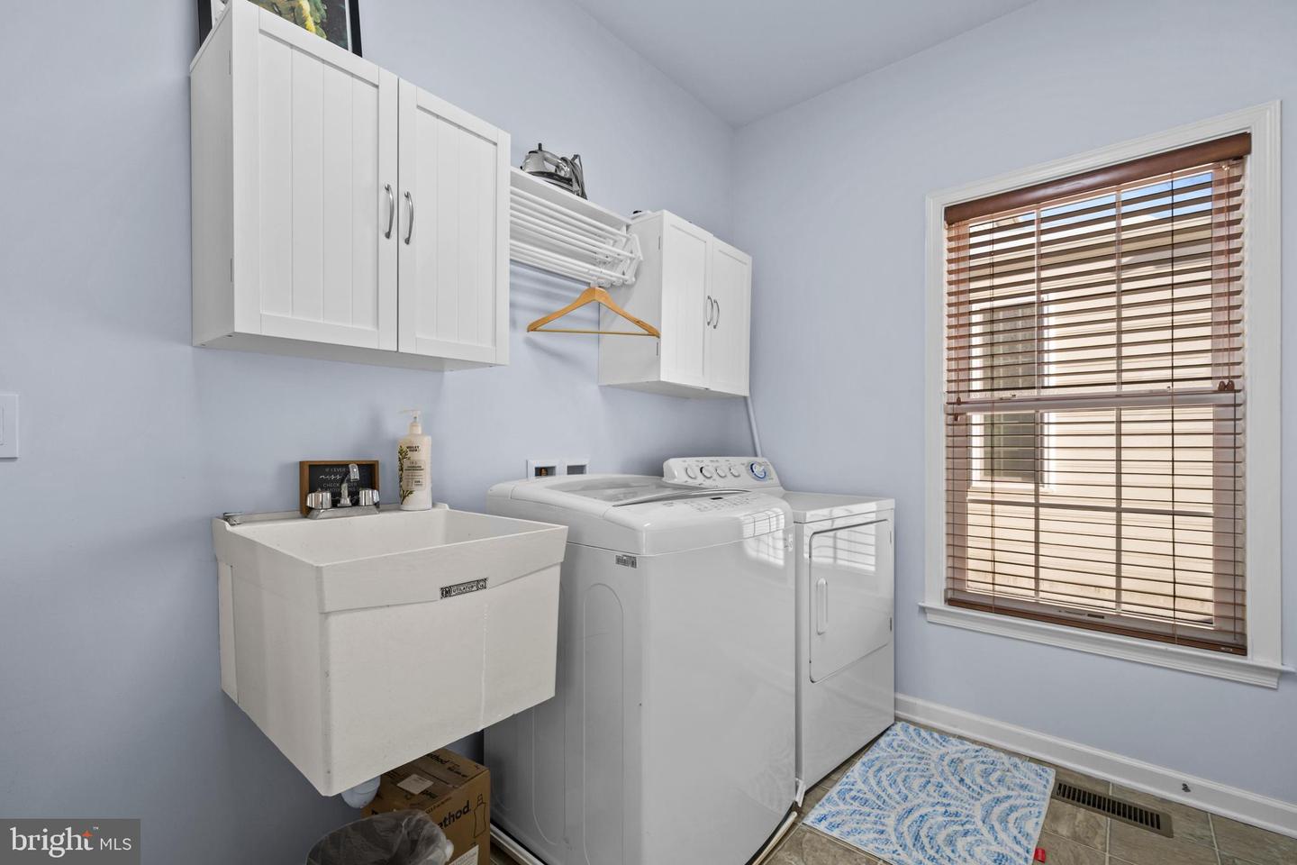 4669 ALLENS MILL BLVD, HAYMARKET, Virginia 20169, 4 Bedrooms Bedrooms, ,2 BathroomsBathrooms,Residential,For sale,4669 ALLENS MILL BLVD,VAPW2110716 MLS # VAPW2110716