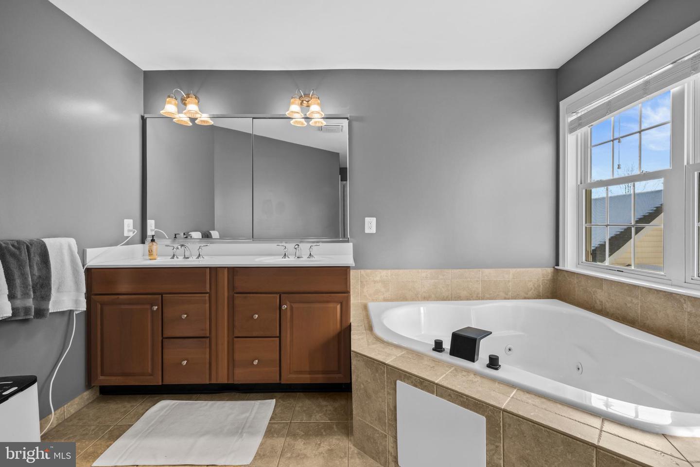 4669 ALLENS MILL BLVD, HAYMARKET, Virginia 20169, 4 Bedrooms Bedrooms, ,2 BathroomsBathrooms,Residential,For sale,4669 ALLENS MILL BLVD,VAPW2110716 MLS # VAPW2110716