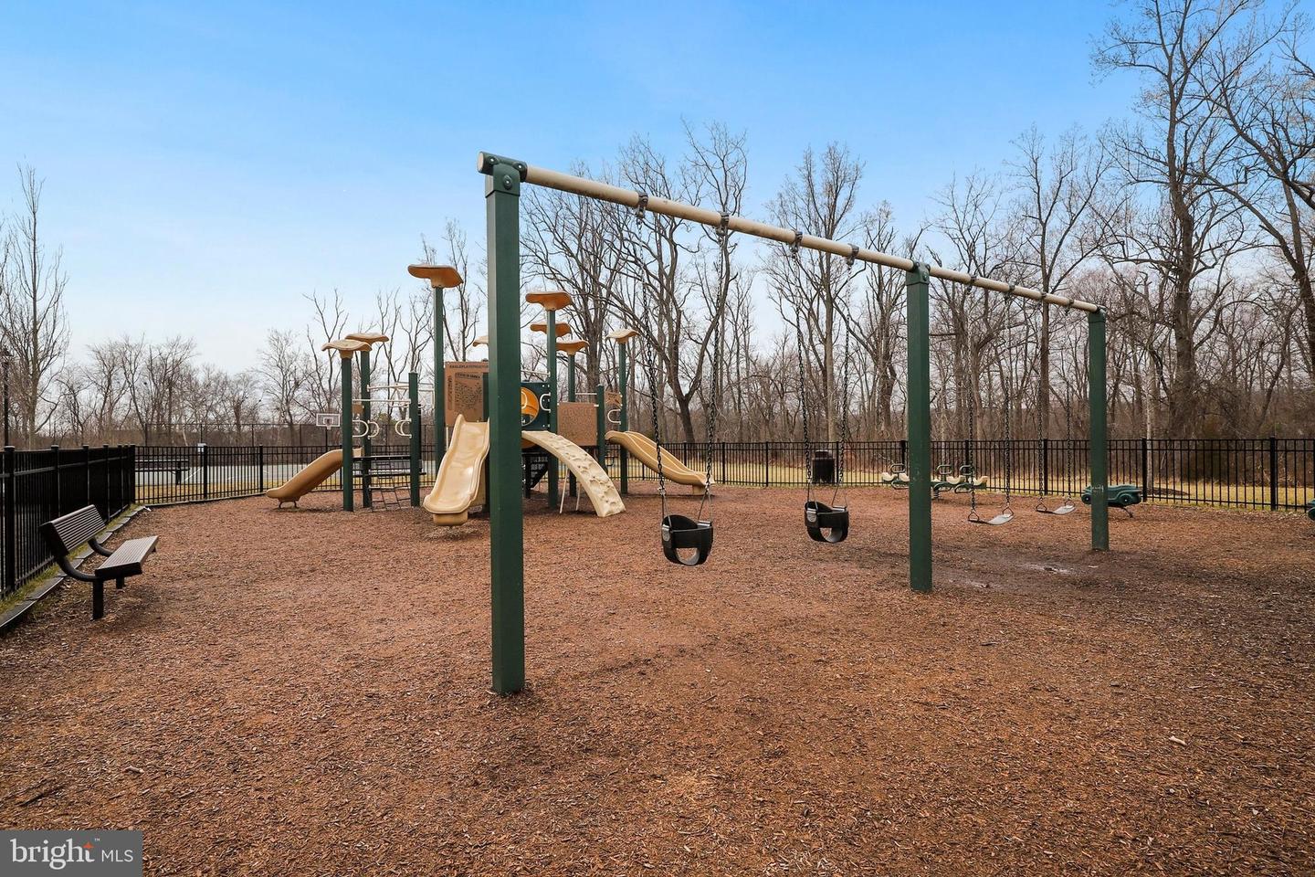 4669 ALLENS MILL BLVD, HAYMARKET, Virginia 20169, 4 Bedrooms Bedrooms, ,2 BathroomsBathrooms,Residential,For sale,4669 ALLENS MILL BLVD,VAPW2110716 MLS # VAPW2110716