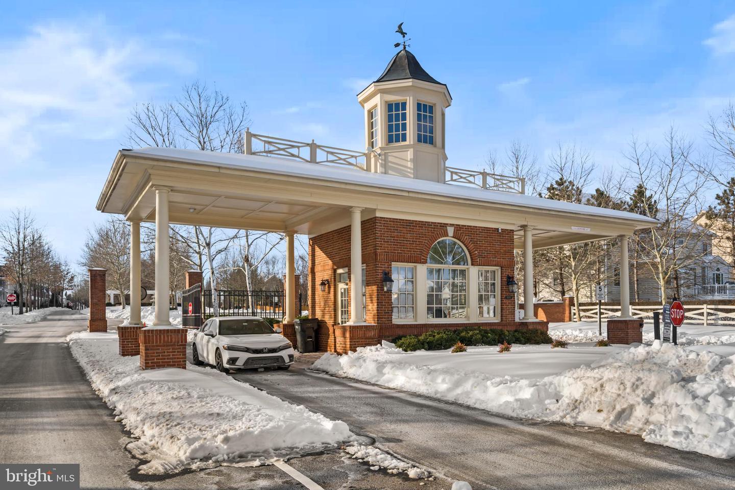 4669 ALLENS MILL BLVD, HAYMARKET, Virginia 20169, 4 Bedrooms Bedrooms, ,2 BathroomsBathrooms,Residential,For sale,4669 ALLENS MILL BLVD,VAPW2110716 MLS # VAPW2110716