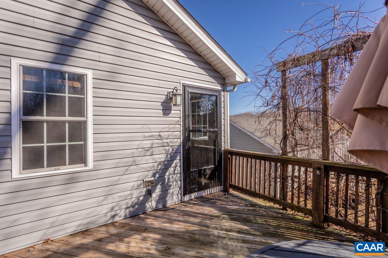 445 KIRBY AVE, WAYNESBORO, Virginia 22980, 3 Bedrooms Bedrooms, ,2 BathroomsBathrooms,Residential,For sale,445 KIRBY AVE,672726 MLS # 672726