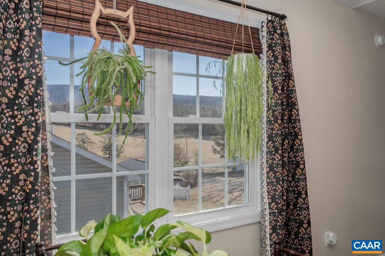 445 KIRBY AVE, WAYNESBORO, Virginia 22980, 3 Bedrooms Bedrooms, ,2 BathroomsBathrooms,Residential,For sale,445 KIRBY AVE,672726 MLS # 672726