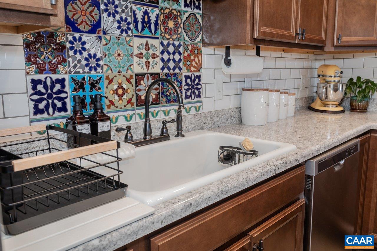 445 KIRBY AVE, WAYNESBORO, Virginia 22980, 3 Bedrooms Bedrooms, ,2 BathroomsBathrooms,Residential,For sale,445 KIRBY AVE,672726 MLS # 672726