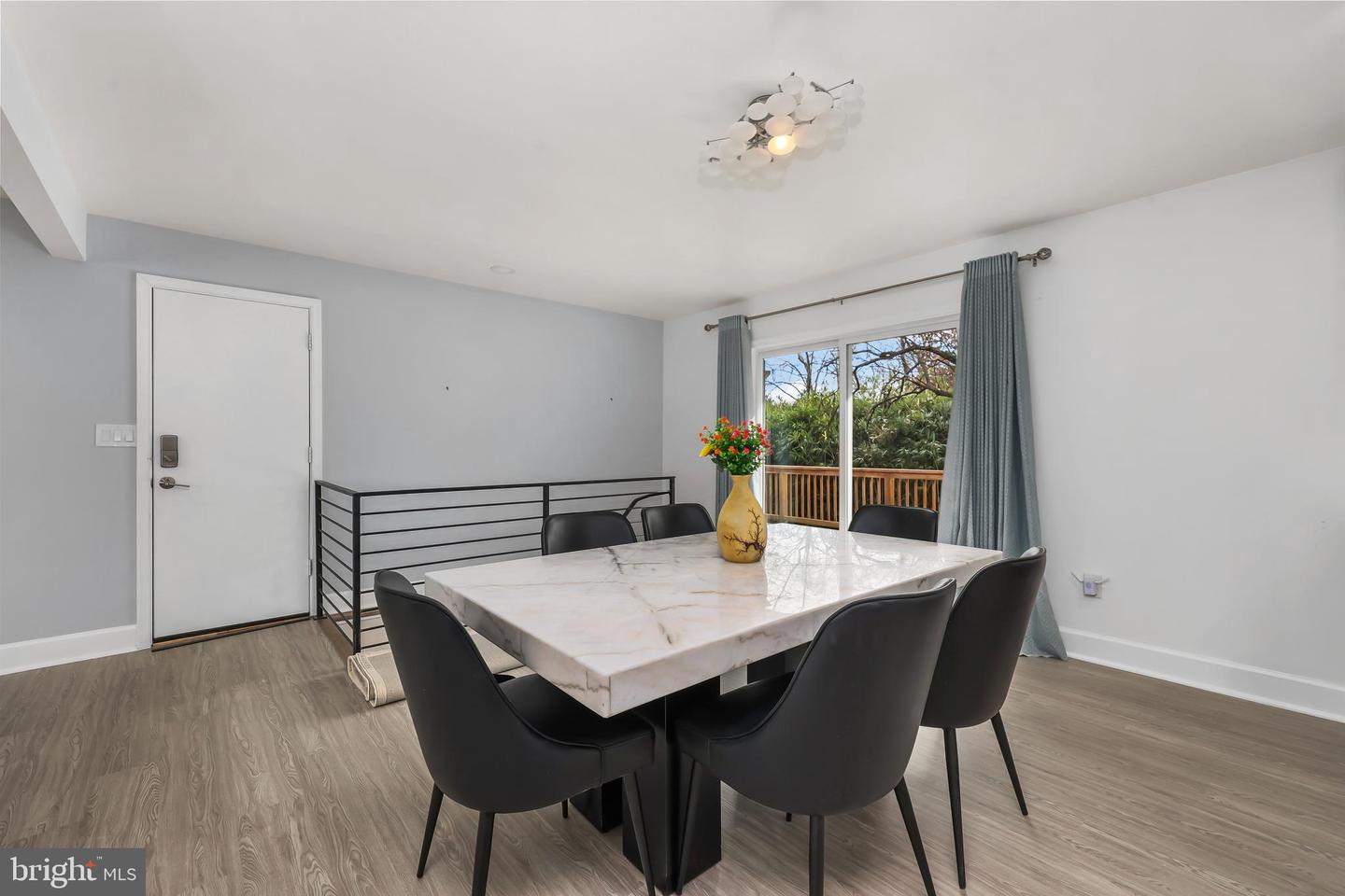 1001 WOODS PL, ALEXANDRIA, Virginia 22302, 5 Bedrooms Bedrooms, ,3 BathroomsBathrooms,Residential,For sale,1001 WOODS PL,VAAX2053460 MLS # VAAX2053460